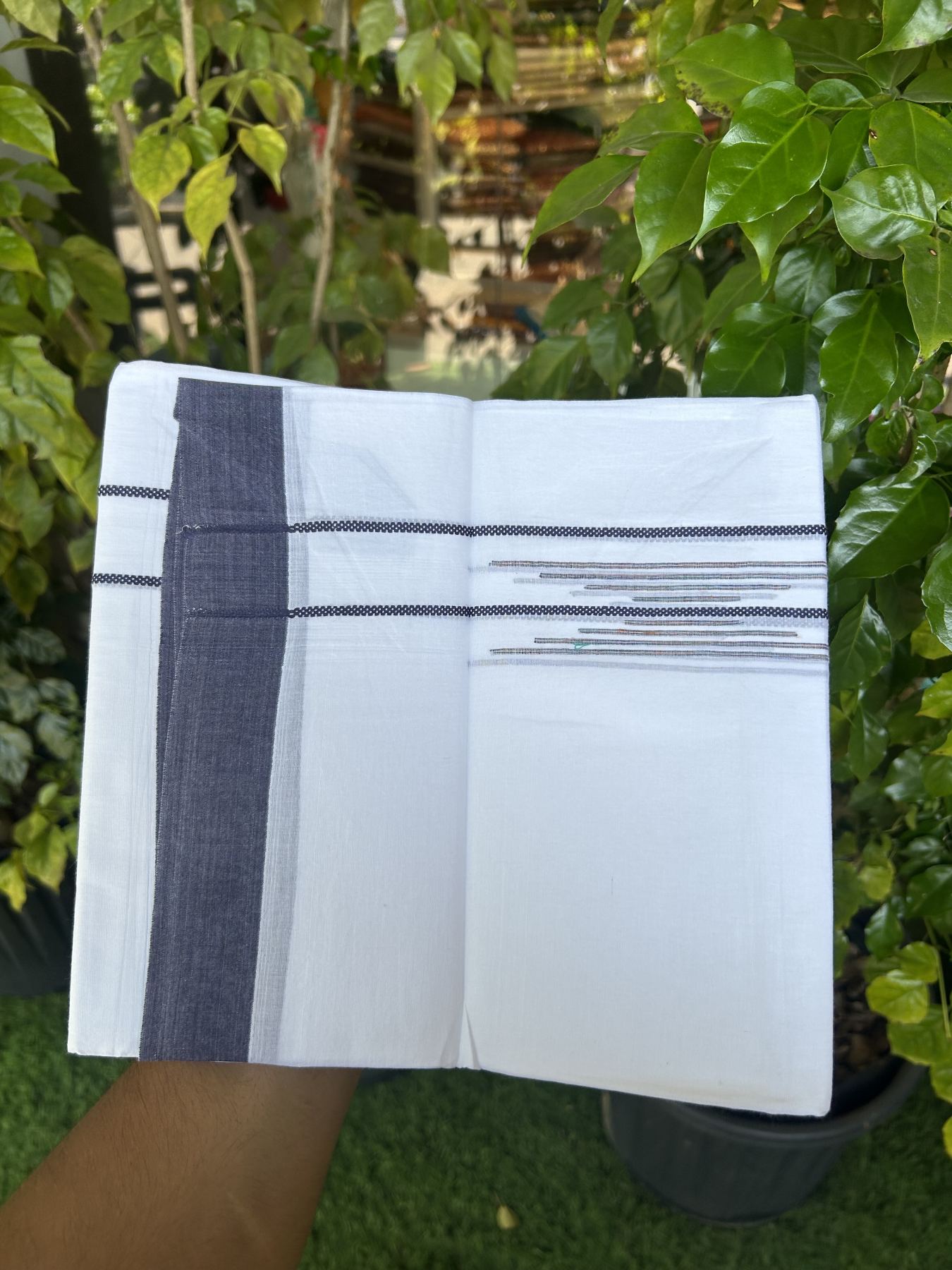 20% Discount ! Kaitharikada Balaramapuram 100% Cotton Pure White Double Mundu/Dothi - 100x80 - 1.5 inch Navy Blue & Multi Colour Stripes Design Kara 3.80 mtr (8 muzham) - 13 KK5323 THI