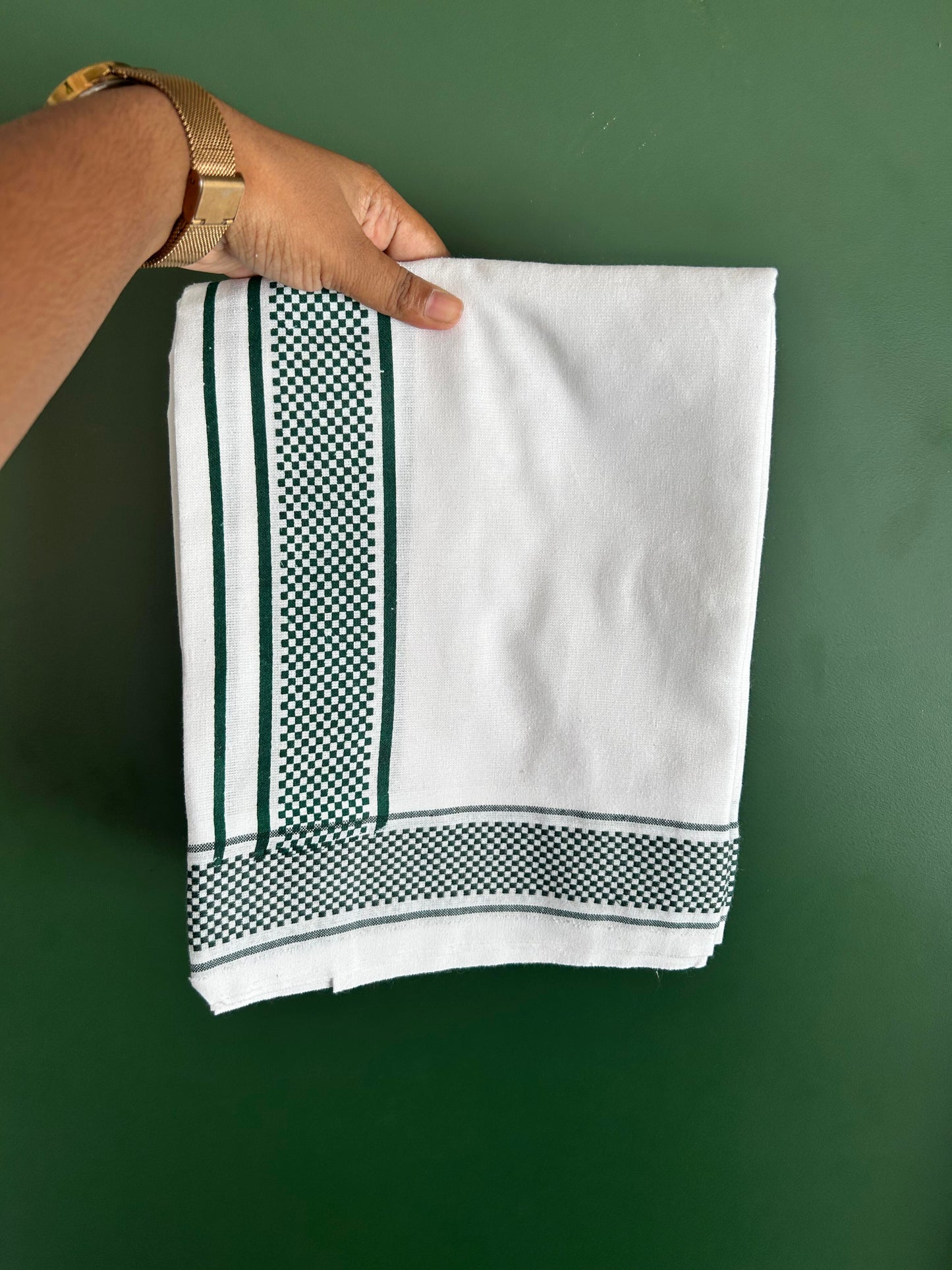 Kaitharikada - Single Kaily / Lungi - Mixed Cotton - 40s twisted - 2 inch Dark Green Check Printed Design Kara with White colour body (2 meter / 4 muzham) -  43 KK8062 GAN