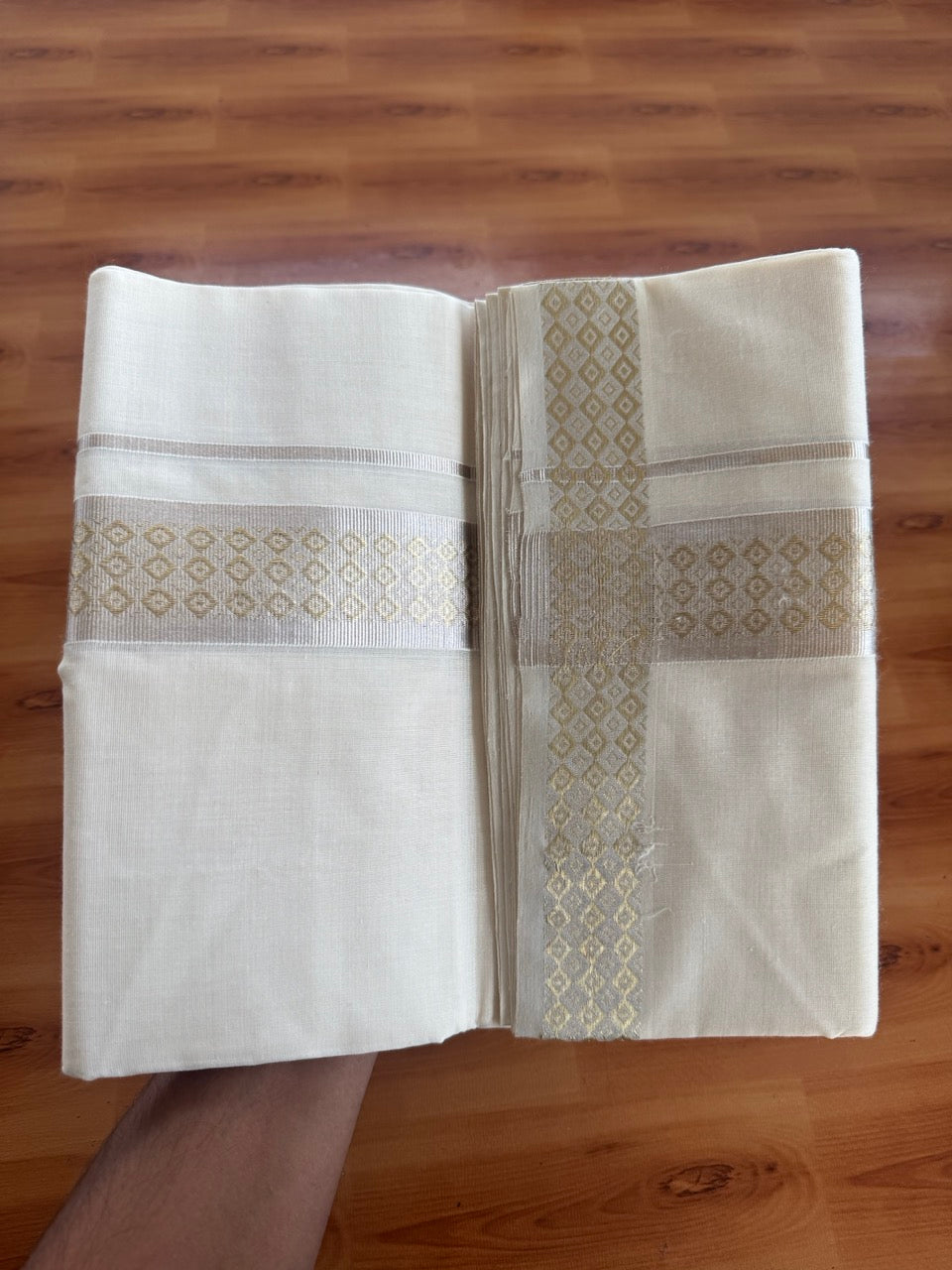 25% Discount ! Kaitharikada Handloom Unakkupaav - Kerala Handloom - 100% Pure Cotton Off White - (Unbleached) Double Mundu/Dhoti - 100x80 - 1.75 inch Light Gold Kasav & Silver Kasav Jacquard Design Kara 4 mtr (8.5 Muzham) - 9 KK5503 SOM