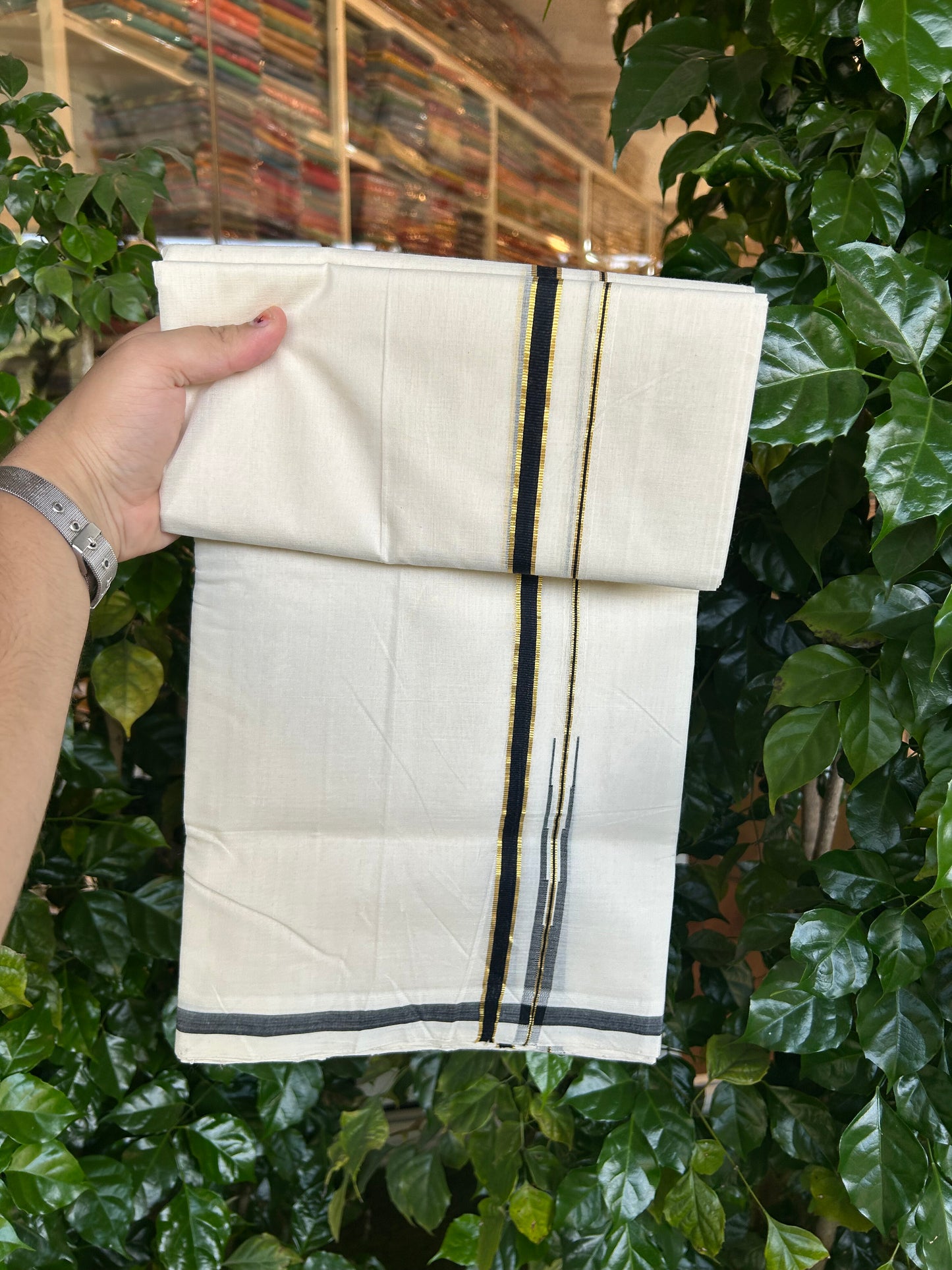 25% Discount!! KaithariKada Handloom Unakkupaav - Kerala Handloom - 100% Pure Cotton Off White - (Unbleached) Double Mundu/Dothi - 100x80 - 0.5 inch Puliyilakkara Gold Kasav & Black Chutty Kara 4 mtr (8.5 muzham) - 49 KK5353 REA