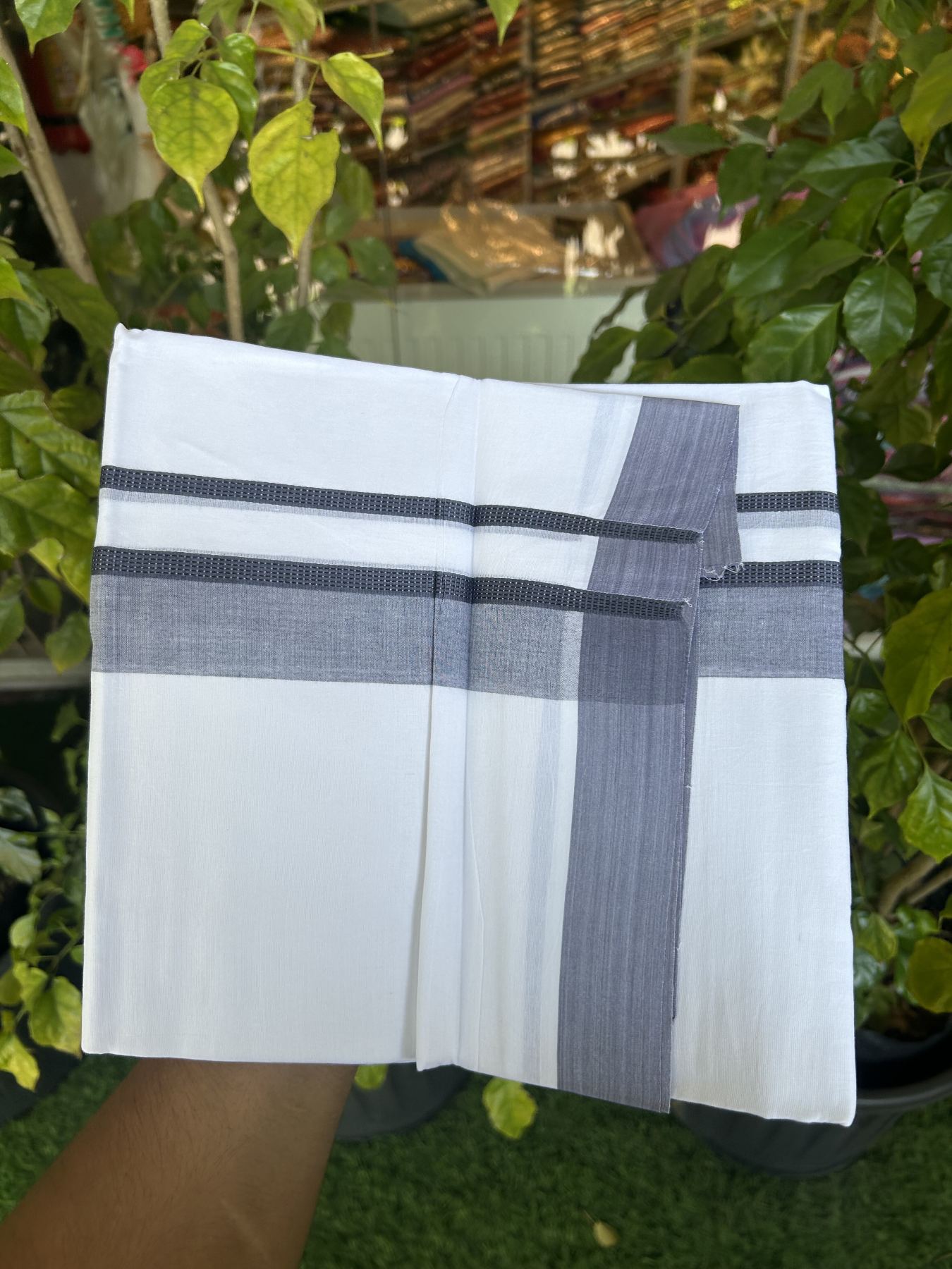 20% Discount! KaithariKada Balaramapuram 100% Cotton Double Pure white Mundu/Dhoti- 100x80 - 1.5 inch Ash Blue shaded kara - 3.75 mtr ( 8 muzham) - 10 KK5323 VAS