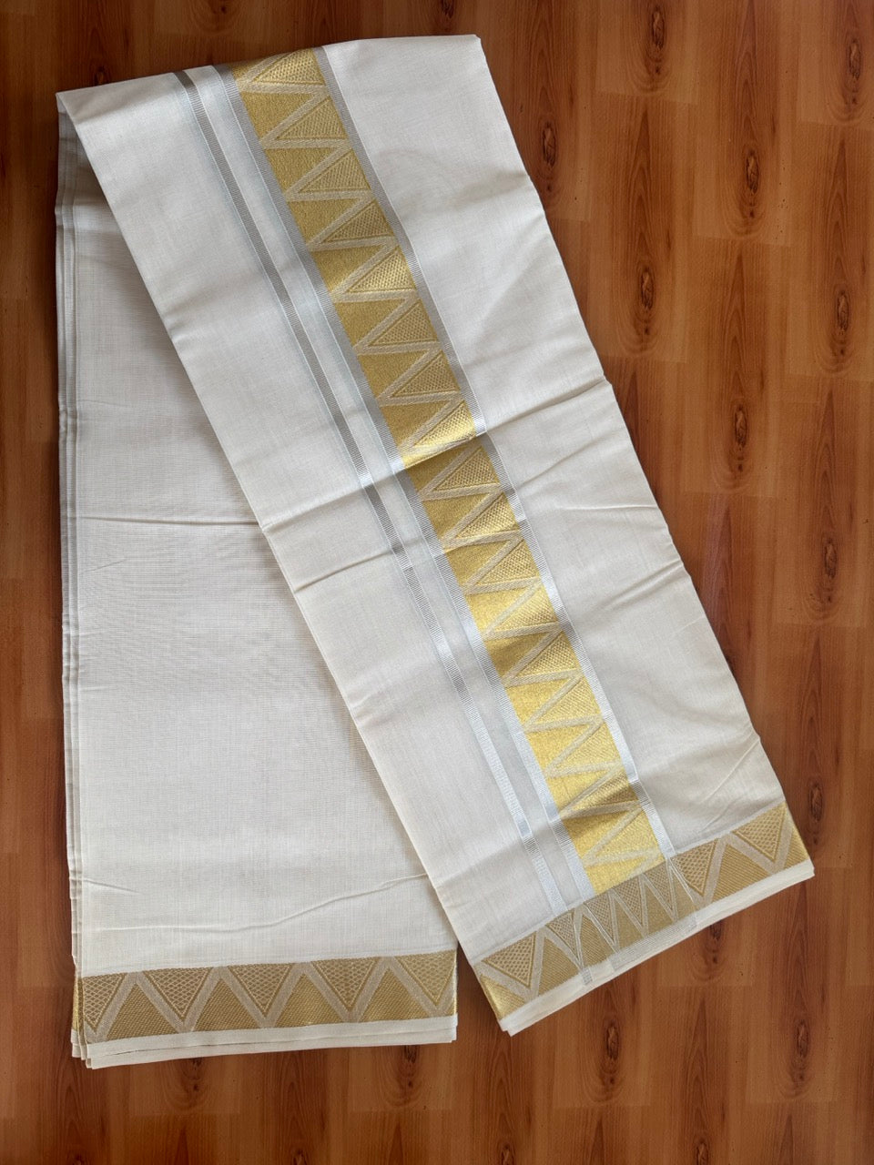 25% Discount ! Kaitharikada Handloom Unakkupaav - Kerala Handloom - 100% Pure Cotton Off White - (Unbleached) Double Mundu/Dhoti - 100x80 - 2.75 inch Gold Kasav & Silver Kasav Jacquard Design Kara 4 mtr (8.5 Muzham) - 7 KK5503 SOM