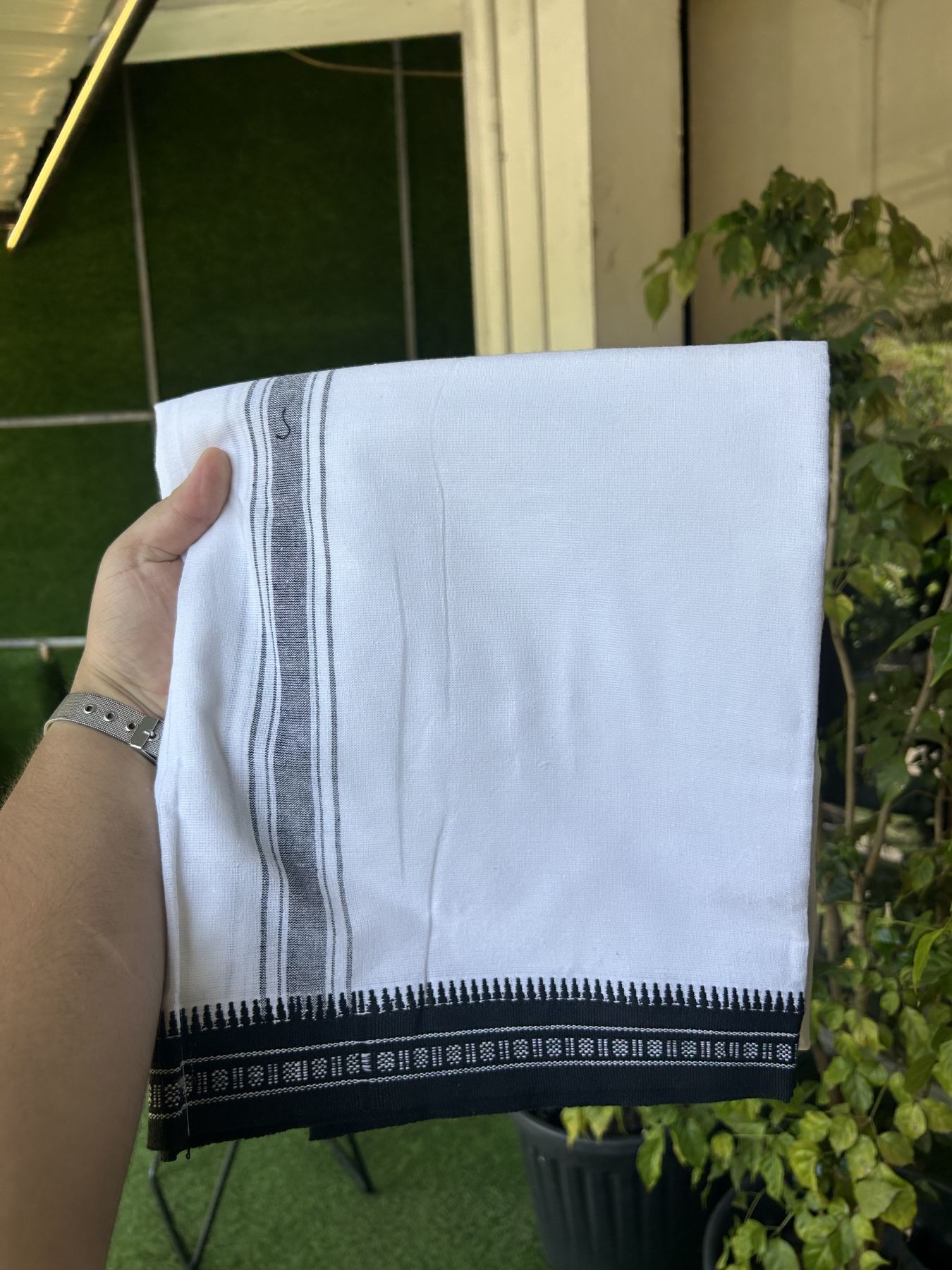 Premium Kathar Type Mercerised Pure Cotton Single Mundu Kaitharikada Special - Kaily / Lungi - 60s - 1.75 inch Black Striped kara with White colour Body Kuppadam Border 2.25 mtr (4.82 muzham) - 9 KK5323 KUT