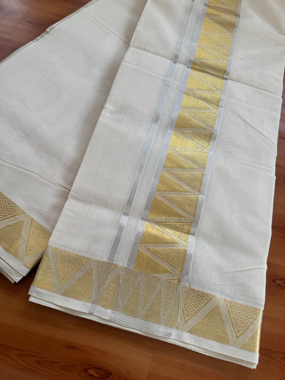 25% Discount ! Kaitharikada Handloom Unakkupaav - Kerala Handloom - 100% Pure Cotton Off White - (Unbleached) Double Mundu/Dhoti - 100x80 - 2.75 inch Gold Kasav & Silver Kasav Jacquard Design Kara 4 mtr (8.5 Muzham) - 7 KK5503 SOM
