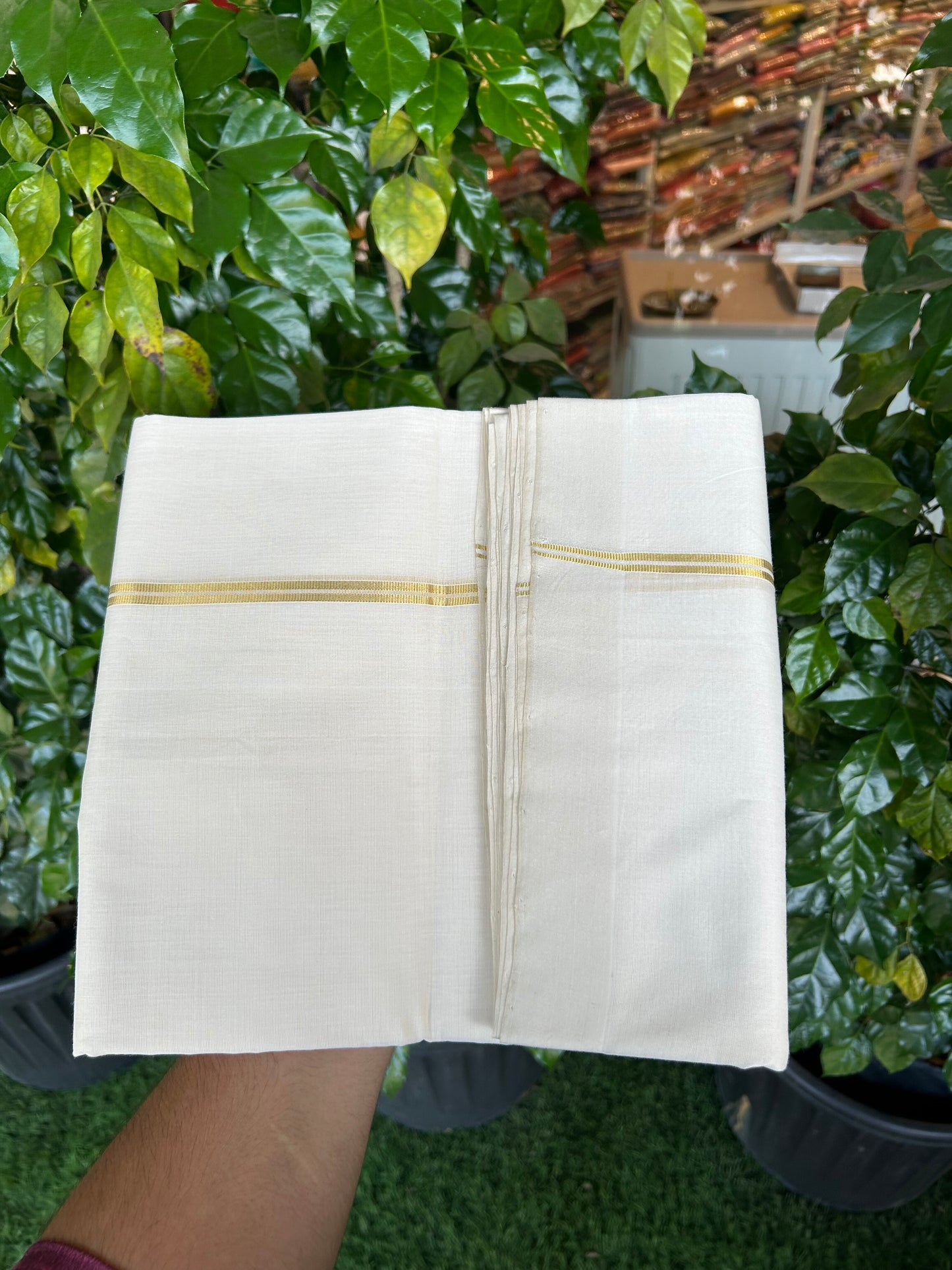 25% Discount!! KaithariKada Handloom Unakkupaav - Kerala Handloom - 100% Pure Cotton Off White (Unbleached) Double Mundu/Dothi - 100x80 - 1 cm Pure Jerry Gold Kasav Stripes Kara 4 mtr (8.5 muzham) - 61 KK5353 REA