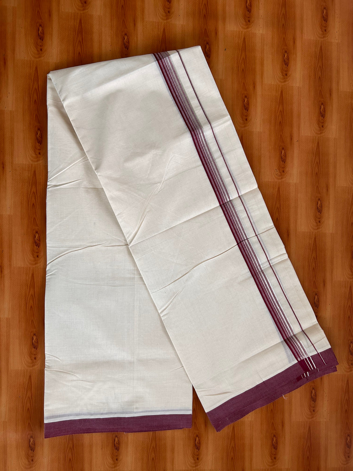 Double Off White (Unbleached) Mundu/Dhoti - 20% Discount! Kaitharikada 100% Pure Cotton - 100x80 - 1 inch Silver Kasav & Maroon striped shaded Kara 4 mtr (8.5 muzham) - 13 KK5540 PMC