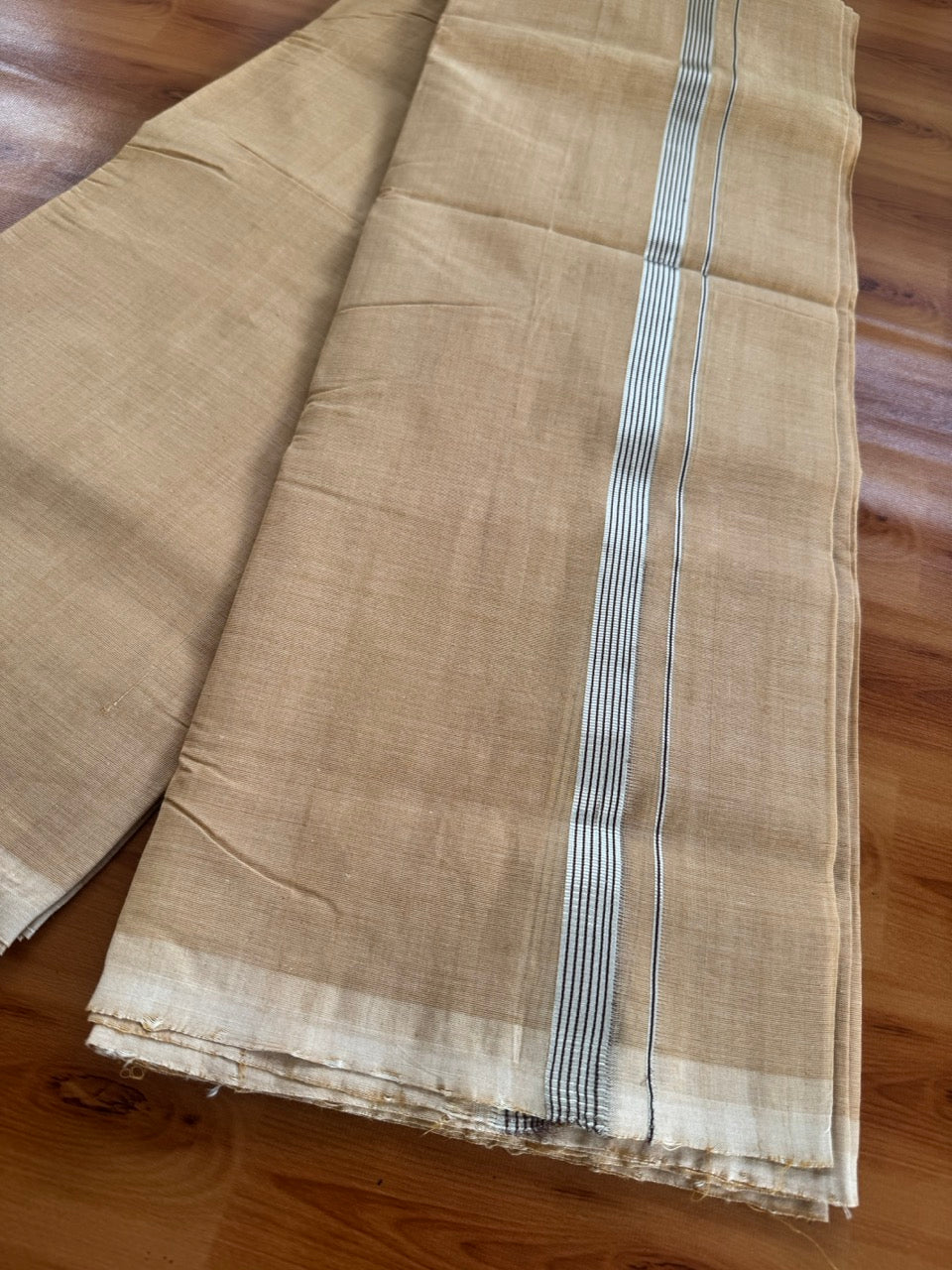 Double Mundu/Dhoti - KaithariKada Handloom Unakkupaav - 25% Discount! Kerala Handloom - Pure Cotton - 100x80 - Sand Brown Shaded Colour Body - 0.75 inch Silver Kasav & Maroon Striped Kara 3.80 mtr (8 muzham) - 14 KK5503 SOM