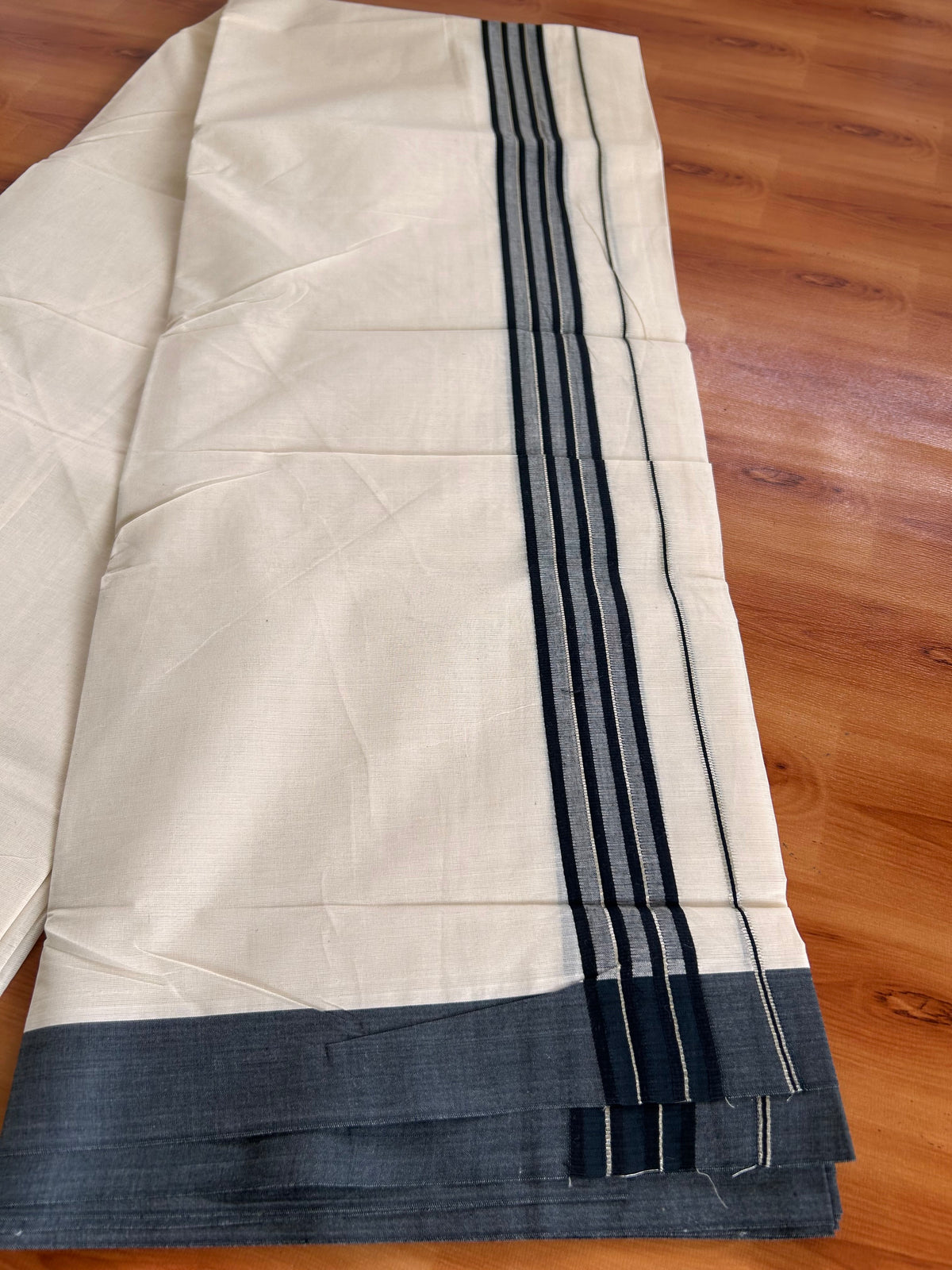 Double Off White (Unbleached) Mundu/Dhoti - 20% Discount! Kaitharikada 100% Pure Cotton - 100x80 - 1.5 inch Silver Kasav & Black striped shaded Kara 4 mtr (8.5 muzham) - 16 KK5540 PMC