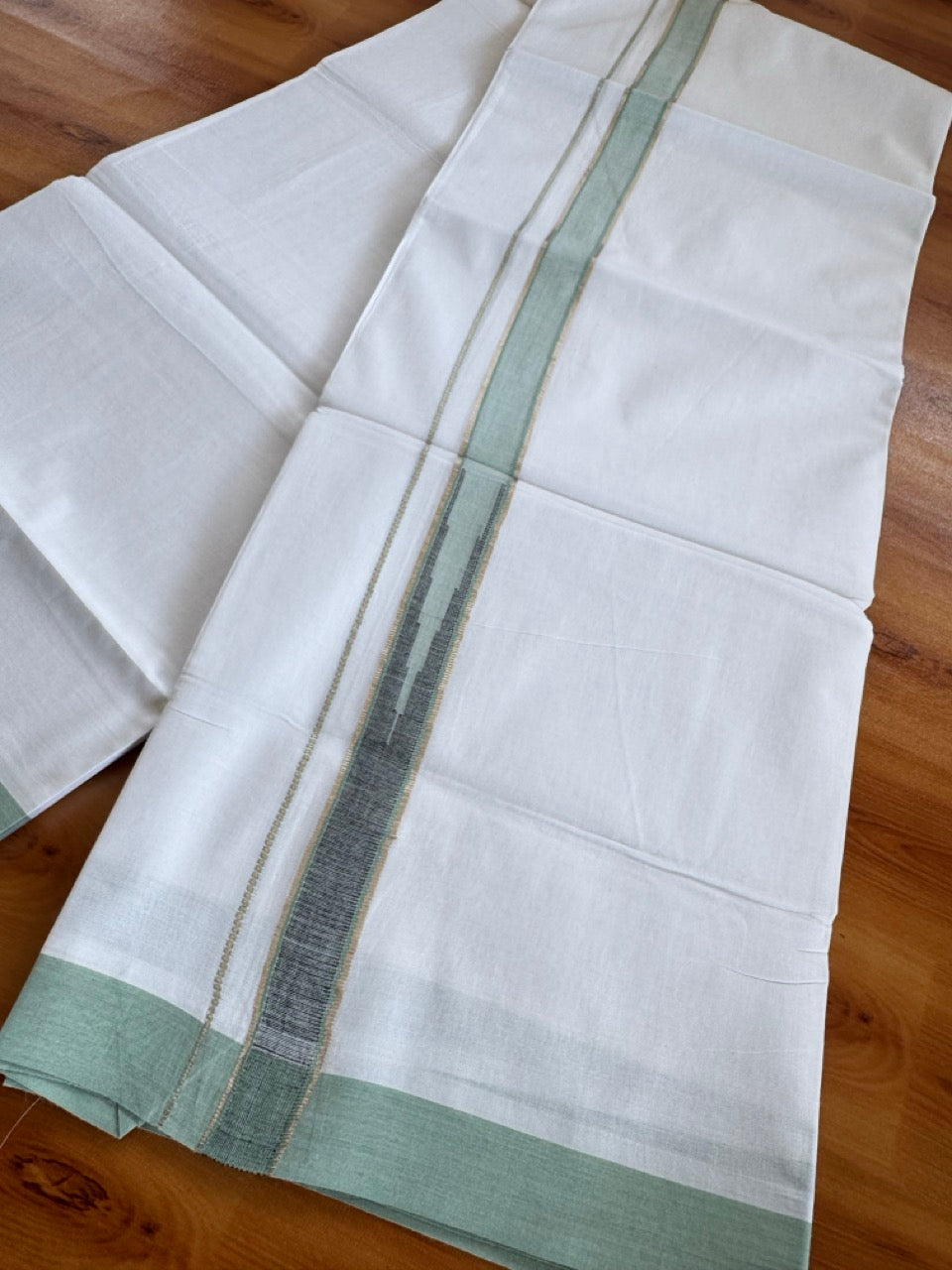 Double Pure White Mundu/Dhoti - 20% Discount !! KaithariKada Balaramapuram 100% Cotton - 100x80 - 0.75 inch Mint Green Shaded & Black Silver Kasav Chutty Kara 3.80 mtr (8 muzham) - 11 KK5505 VAS