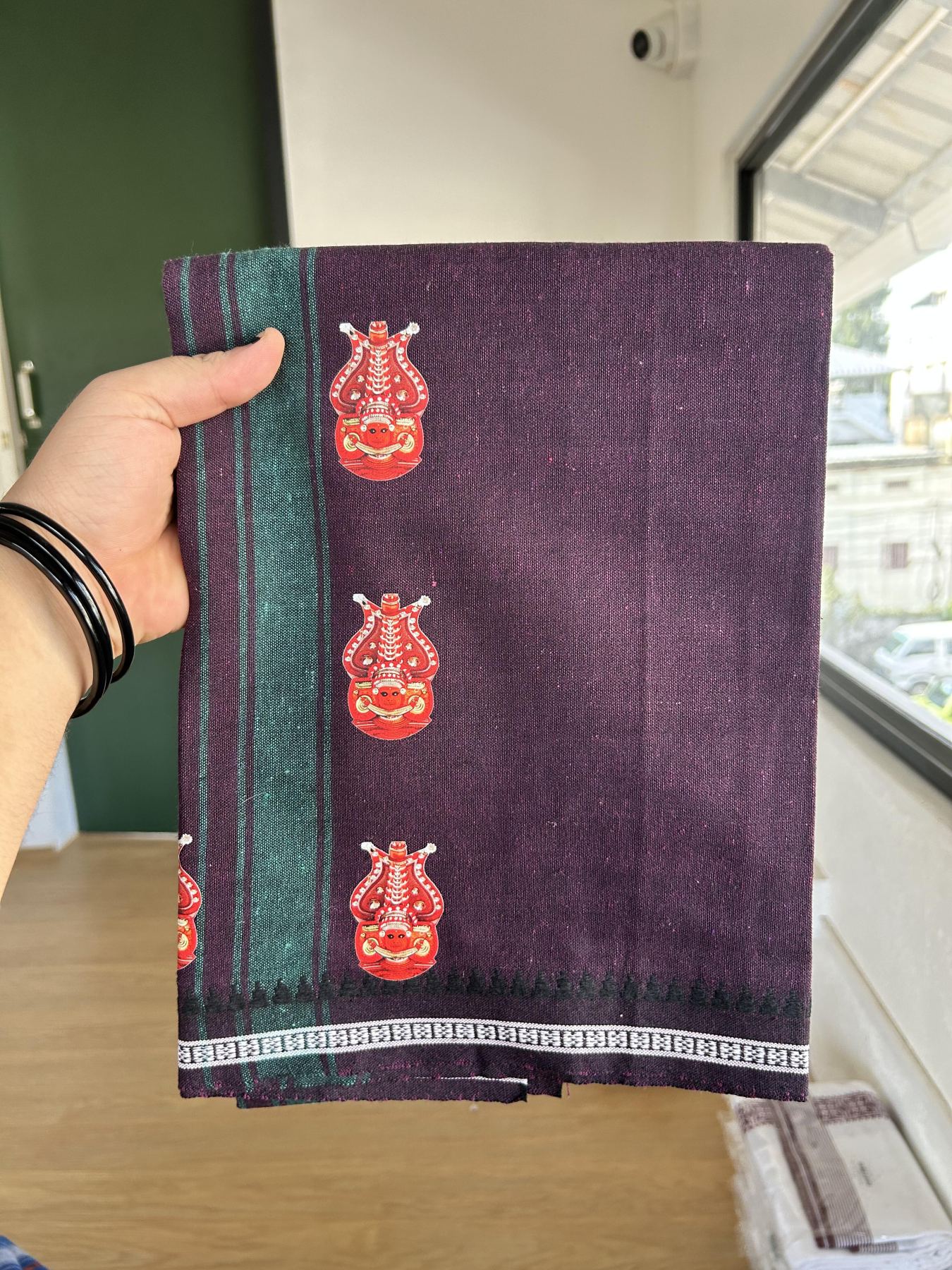 Single Kaily / Lungi - Mixed Cotton - 40s twisted - Theyyam Design Printed Kuppadam 1.75 inch Jade Green Stripes Kara with Dark Purple Colour Body (2 meter / 4 muzham) - 10 KK5423 GAN