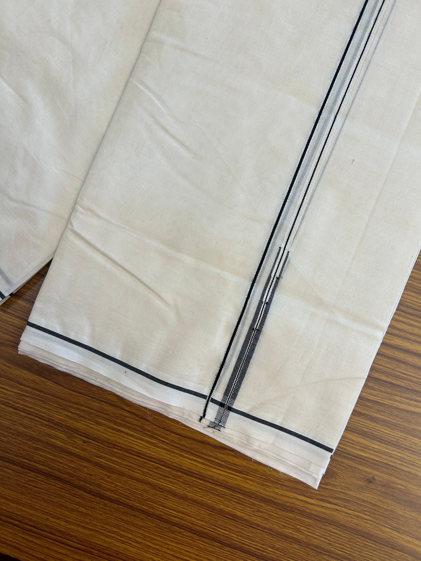 20% Discount! KaithariKada Balaramapuram 100% Cotton Double Off white Mundu/Dhoti- 100x100 - 0.2 cm Puliyilakkara Silver Kasav & Black Chutty Kara - 4 mtr (8.5 muzham) - 9 KK5373 ASH