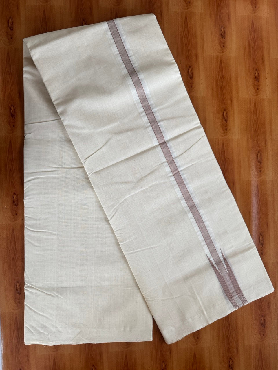 Double Off White (Unbleached) Mundu/Dhoti - 25% Discount!! KaithariKada Handloom Millpaav - 100% Pure Cotton - 80x90 - 1.25 inch Puliyilakkara Brown Chutty 4 meter (8.5 muzham) - 8 KK5507 RAM