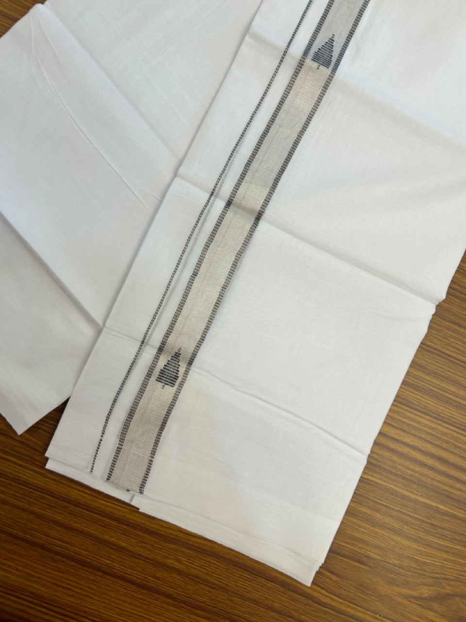20% Discount ! Kaitharikada Balaramapuram 100% Cotton Pure White Double Mundu/Dothi - 100x80 - 1 inch Black & Silver Kasav Design Kara 3.90 mtr (8 muzham) - 26 KK5285 VAS