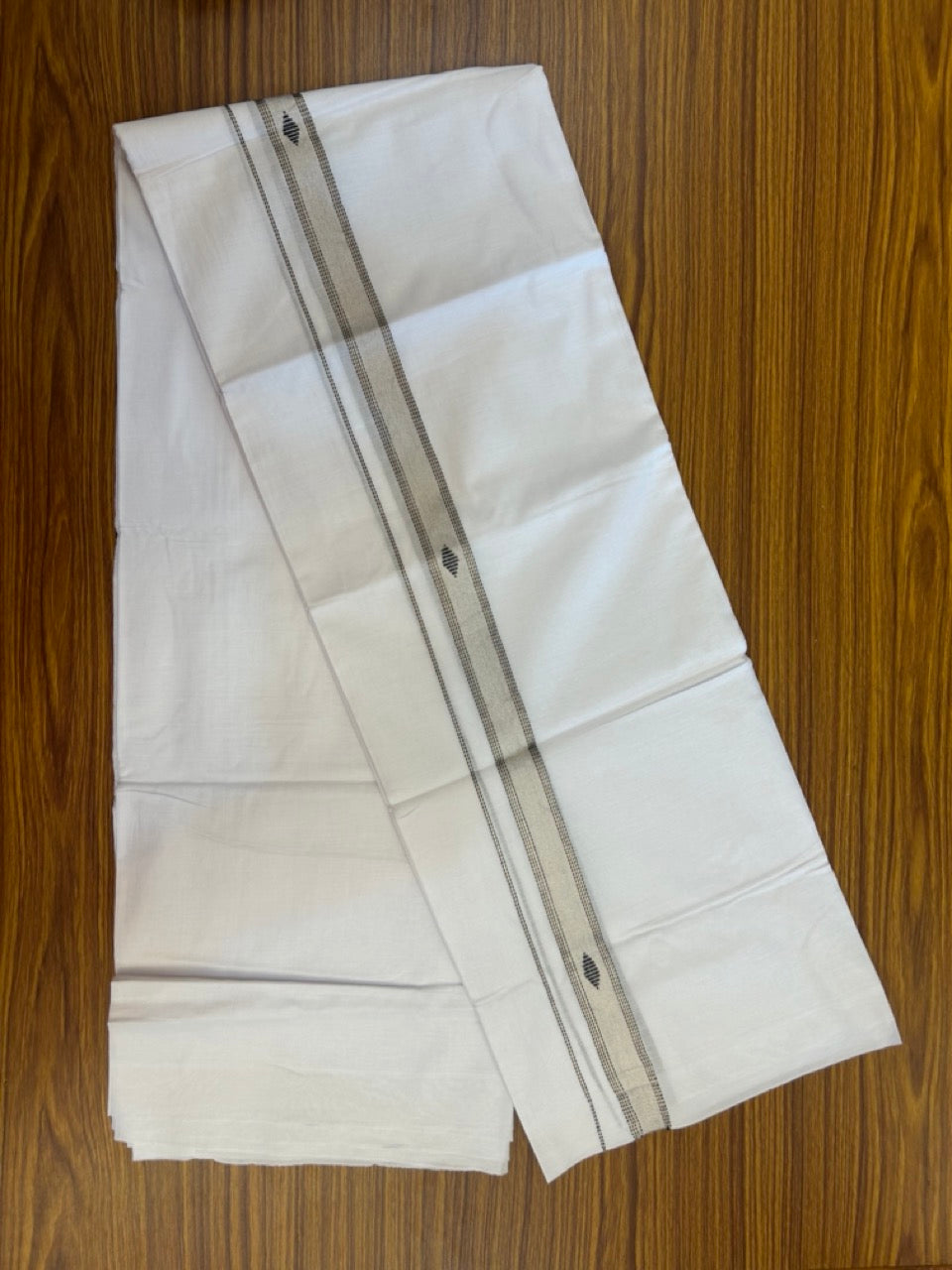 20% Discount ! Kaitharikada Balaramapuram 100% Cotton Pure White Double Mundu/Dothi - 100x80 - 1 inch Black & Silver Kasav Design Kara 3.90 mtr (8 muzham) - 28 KK5285 VAS