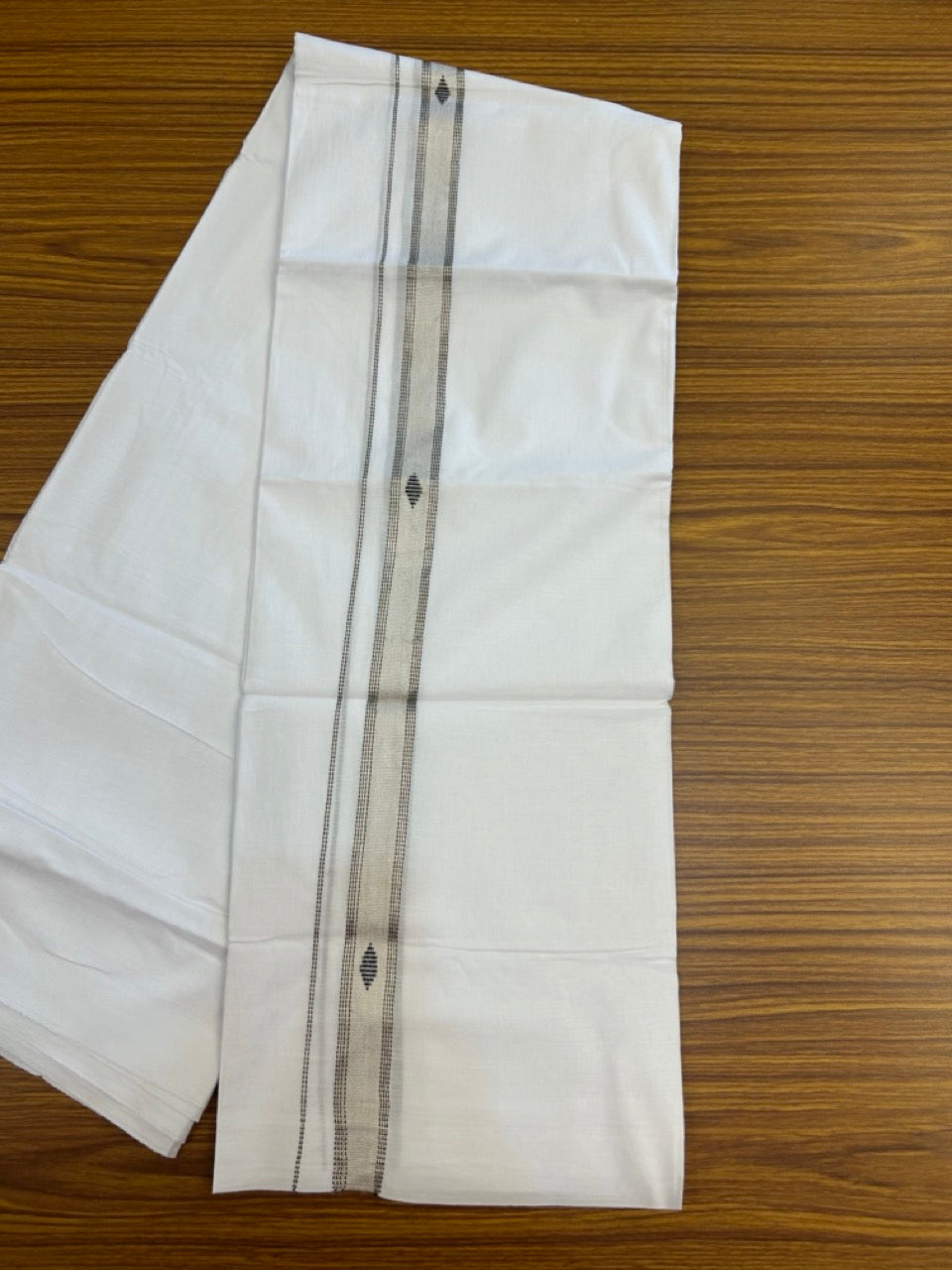 20% Discount ! Kaitharikada Balaramapuram 100% Cotton Pure White Double Mundu/Dothi - 100x80 - 1 inch Black & Silver Kasav Design Kara 3.90 mtr (8 muzham) - 28 KK5285 VAS