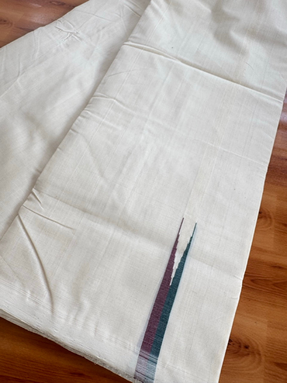 Double Off White (Unbleached) Mundu/Dhoti - 25% Discount!! KaithariKada Handloom Millpaav - 100% Pure Cotton - 80x90 - 0.75 inch Puliyilakkara Maroon & Dark Green Chutty 4 meter (8.5 muzham) - 10 KK5507 RAM