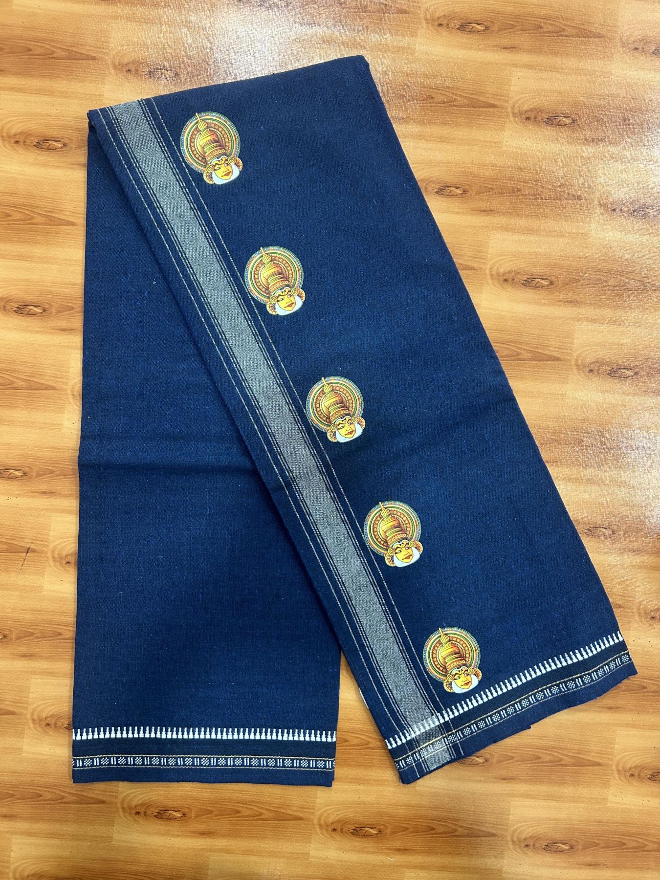 Single Kaily / Lungi - Mixed Cotton - 40s twisted - Kathakali Design Printed Kuppadam 1.75 inch White Stripes Kara with Jeans Blue Colour Body (2 meter / 4 muzham) - 20 KK5423 GAN