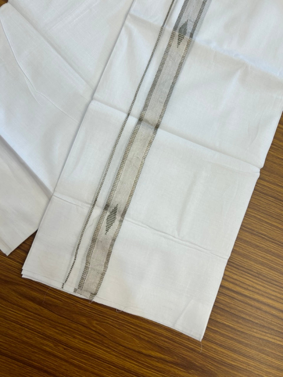 20% Discount ! Kaitharikada Balaramapuram 100% Cotton Pure White Double Mundu/Dothi - 100x80 - 1 inch Olive Green & Silver Kasav Design Kara 3.90 mtr (8 muzham) - 35 KK5285 VAS