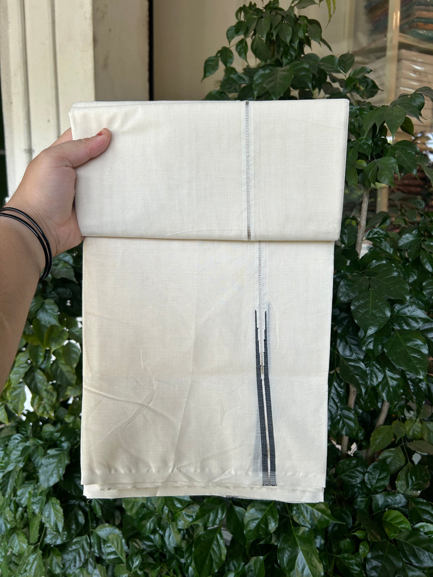 20% Discount! KaithariKada Balaramapuram 100% Cotton Double Off white Mundu/Dhoti- 100x100 - 1 cm Puliyilakkara Silver Kasav & Black Chutty Kara - 4 mtr (8.5 muzham) - 7 KK5373 ASH