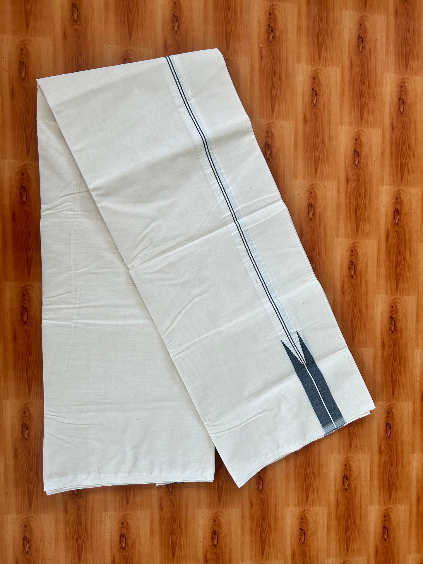 Double Off white Mundu/Dhoti - 20% Discount! KaithariKada Balaramapuram - 100% Cotton 100x100 - 1 inch Black Shaded Chutty Kara 4 mtr (8.5 muzham) - 3 KK5423 ASH
