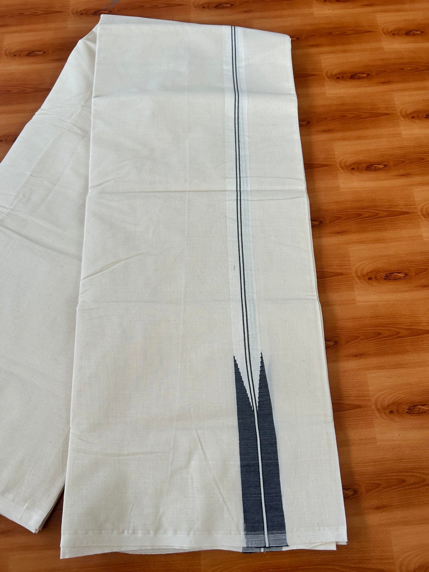 Double Off white Mundu/Dhoti - 20% Discount! KaithariKada Balaramapuram - 100% Cotton 100x100 - 1 inch Black Shaded Chutty Kara 4 mtr (8.5 muzham) - 3 KK5423 ASH