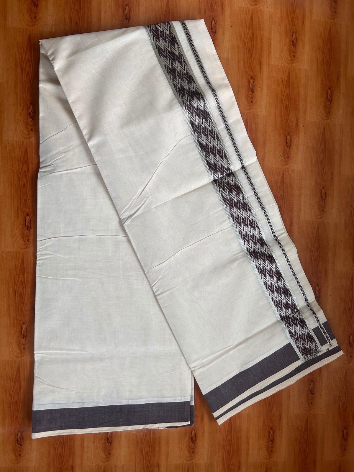 Double Off White (Unbleached) Mundu/Dhoti - 20% Discount! Kaitharikada Pure Cotton - 100x80 - 1.75 Inch Silver Kasav & Brown Jacquard Design Kara 4 mtr (8.5 muzham) - 2 KK5541 PMC