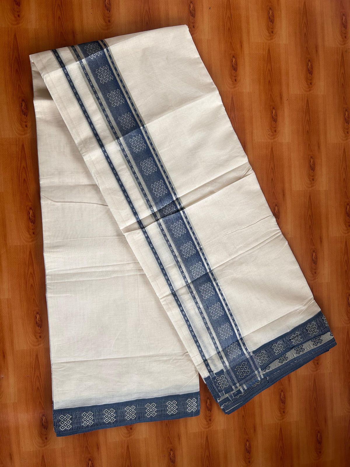 Double Off White (Unbleached) Mundu/Dhoti - 20% Discount! Kaitharikada Pure Cotton - 100x80 - 2.25 Inch Silver Kasav & Blue Jacquard Design Kara 4 mtr (8.5 muzham) - 7 KK5541 PMC