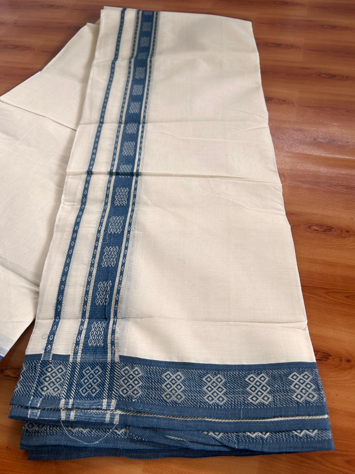 Double Off White (Unbleached) Mundu/Dhoti - 20% Discount! Kaitharikada Pure Cotton - 100x80 - 1.75 Inch Silver Kasav & Blue Jacquard Design Kara 4 mtr (8.5 muzham) - 8 KK5541 PMC