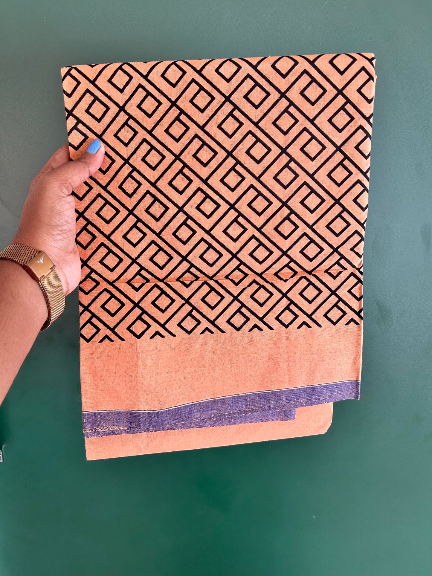Single Kaily / Lungi - Mixed Cotton - (40s) - Black Design printed kuppadam kara with Light Kavi colour body (2 meter / 4 muzham) - 7 KK8062 GAN