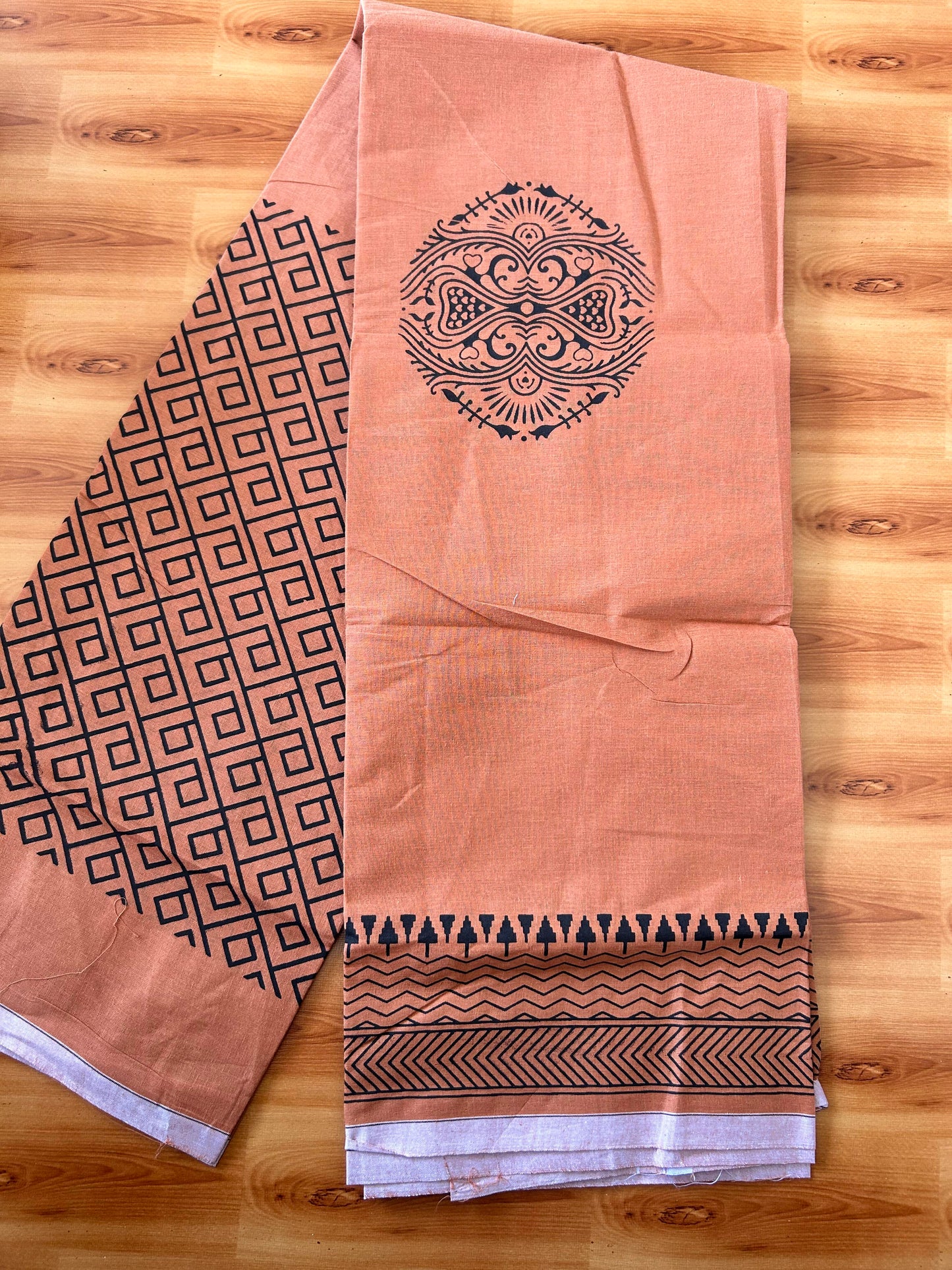 Single Kaily / Lungi - Mixed Cotton - (40s) - Black Design printed kuppadam kara with Dark Kavi colour body (2 meter / 4 muzham) - 9 KK8062 GAN