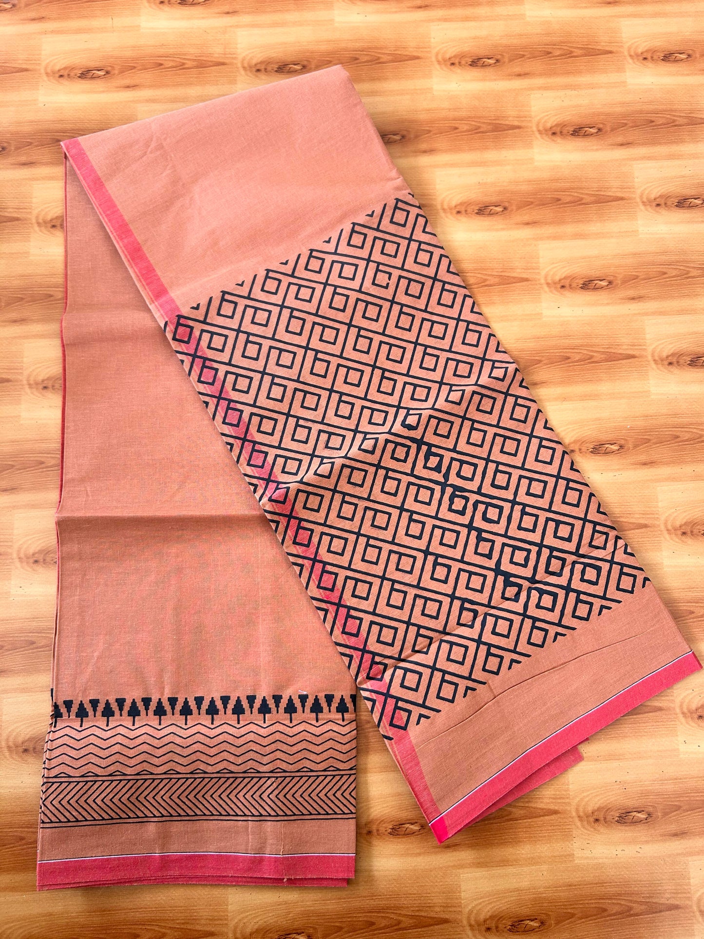 Single Kaily / Lungi - Mixed Cotton - (40s) - Black Design printed kuppadam kara with Dark Kavi colour body (2 meter / 4 muzham) - 3 KK8062 GAN