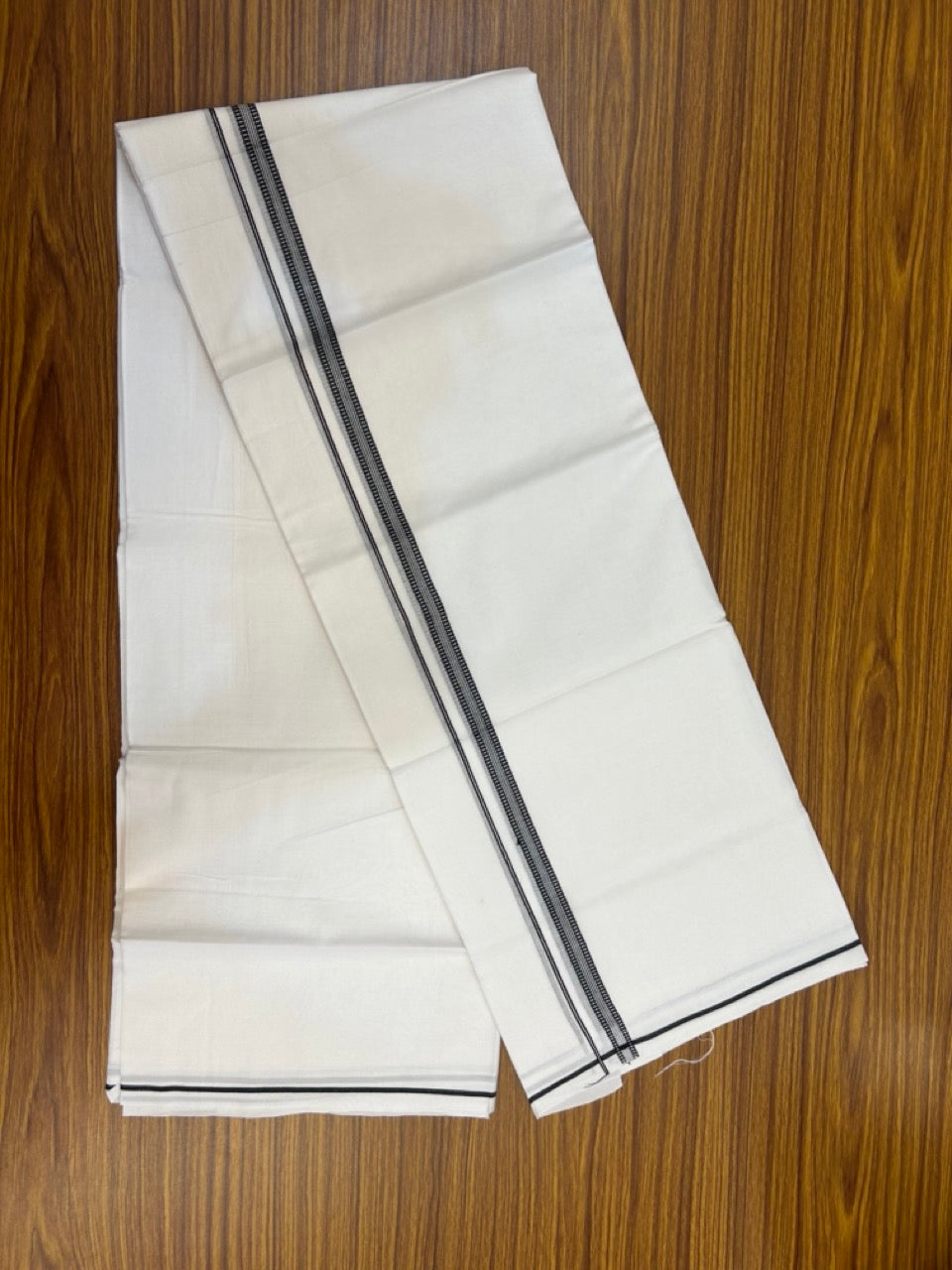 20% Discount ! Kaitharikada Balaramapuram 100% Cotton Pure White Double Mundu/Dothi - 100x80 - 0.25 inch Silver Kasav & Black Striped Design Kara 3.90 mtr (8 muzham) - 75 KK5285 VAS