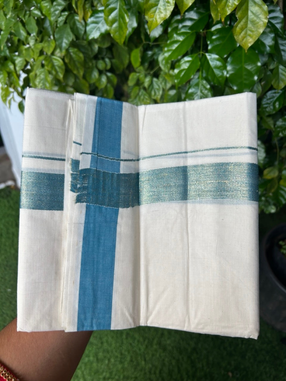 20% DISCOUNT ! KaithariKada Balaramapuram Mixed Cotton OFF WHITE (Unbleached) Double Mundu/Dhoti - 60s Thread Mixed Cotton - 1.5 inch Peacock Blue & Gold Kasav Kara - 8KK5213 VIN