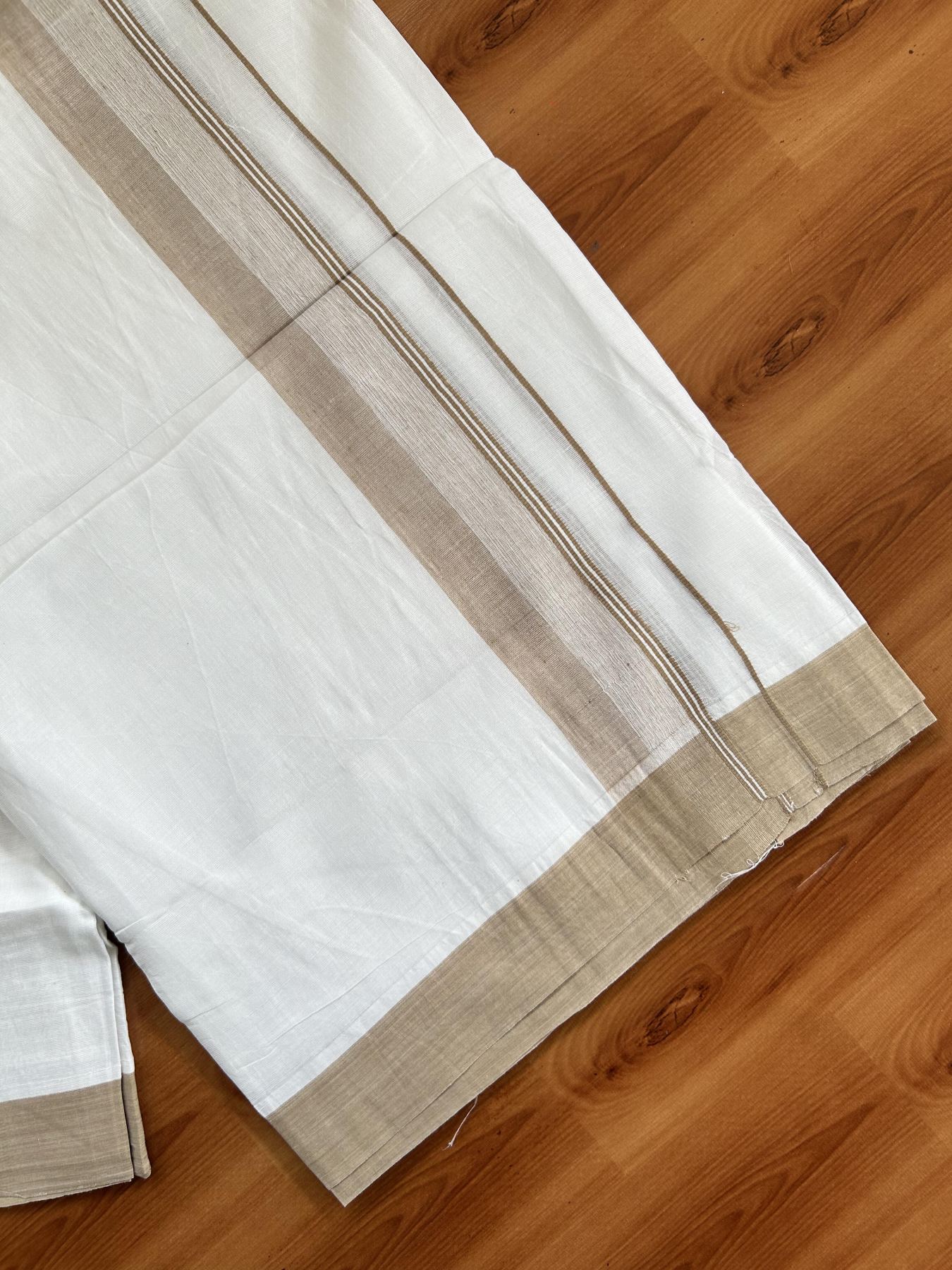 20% Discount ! KaithariKada Balaramapuram - 100% Pure Cotton Pure white Double Mundu/Dhothi 100x80 - 1.5 inch Light Brown Shaded Kara  4.5 Meters (10 Muzham) - 1 KK5391 THI