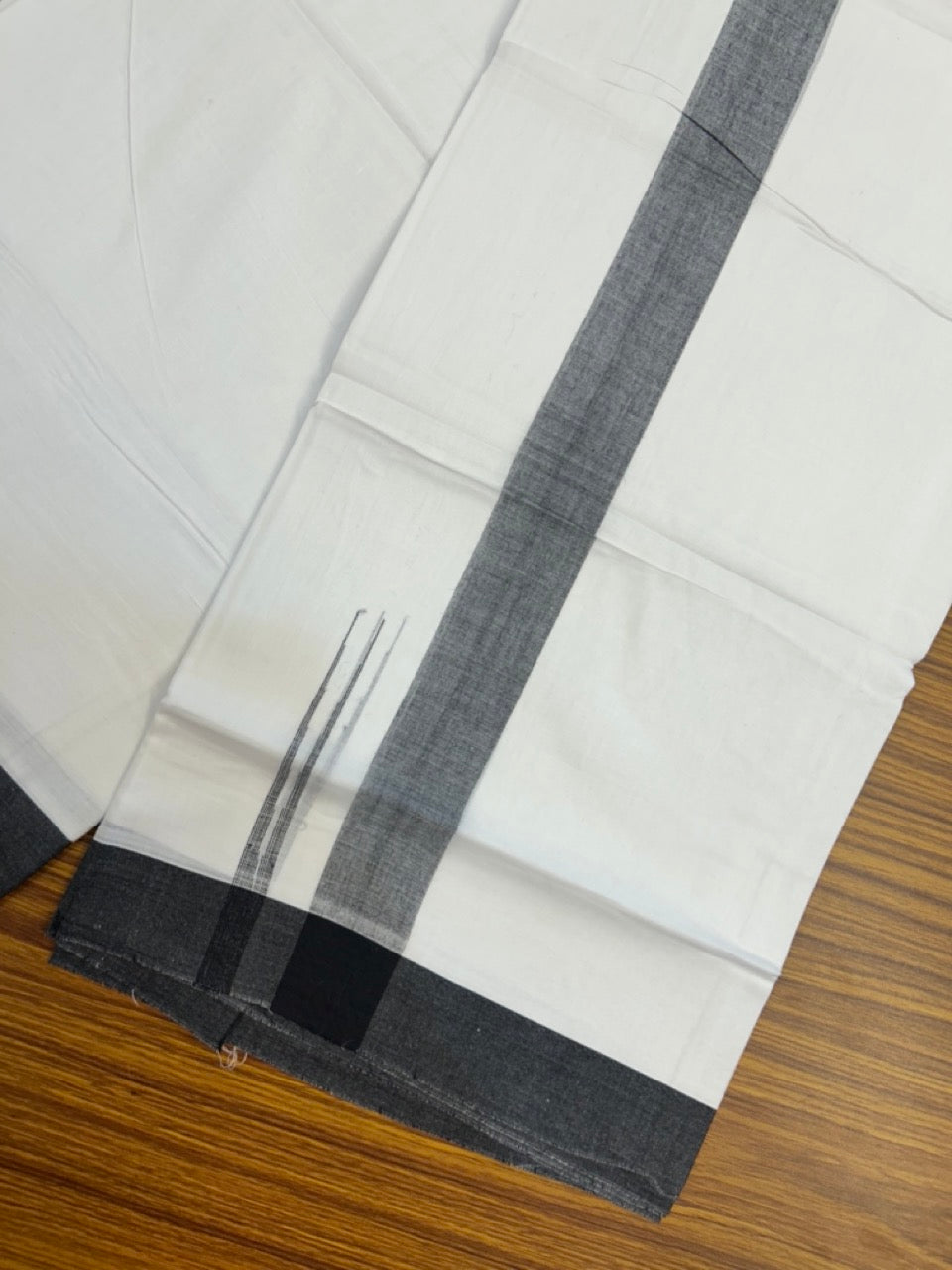 20% Discount ! Kaitharikada Balaramapuram 100% Cotton Pure White Double Mundu/Dothi - 100x80 - 1.5 inch Puliyilakkara Black Chutty Kara  3.90 mtr (8 muzham) - 93 KK5285  VAS
