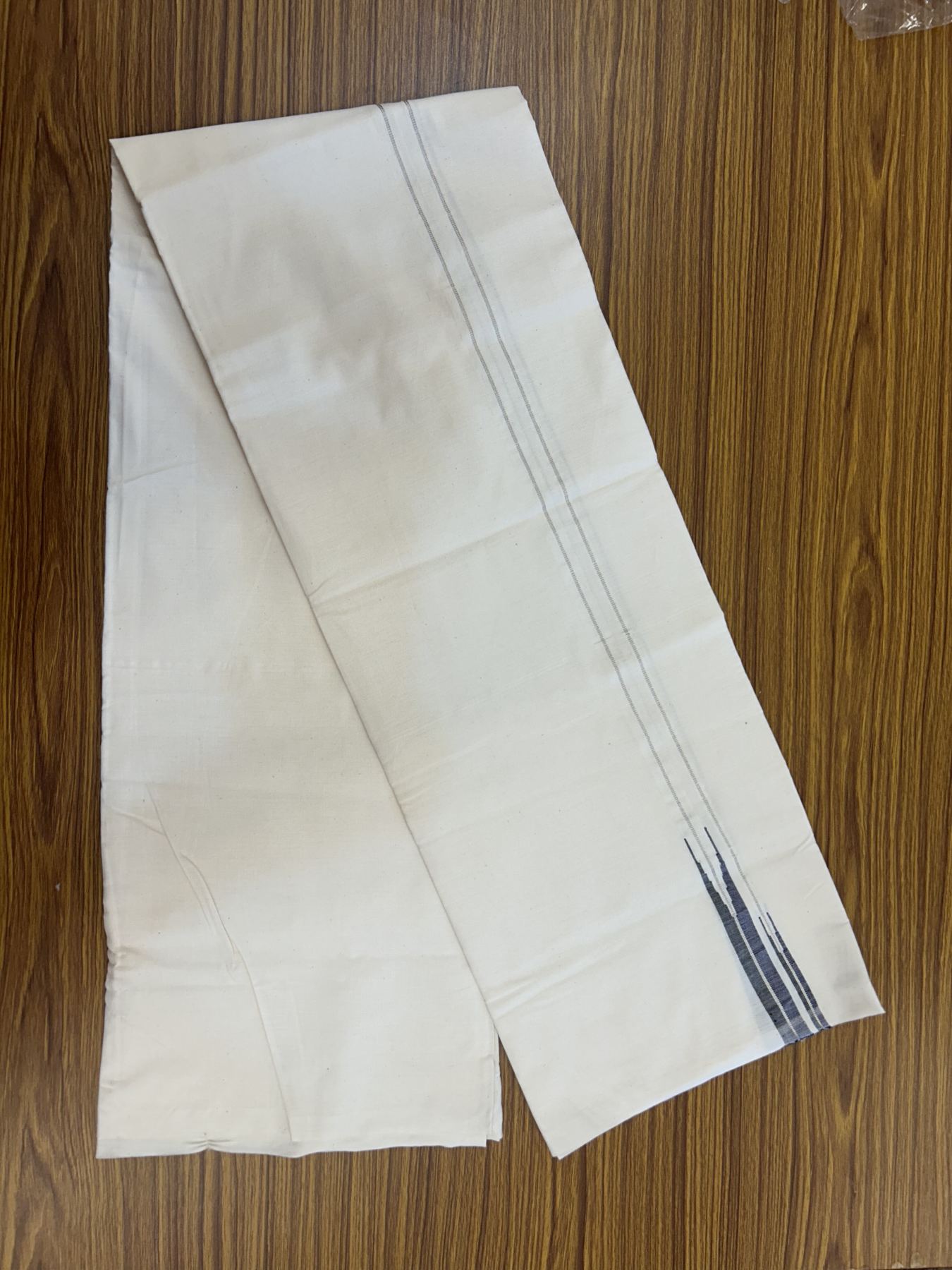 20% Discount! KaithariKada 100% Cotton off white Single - (Unbleached) Mundu/Dhoti Twisted 100s Thread- 100X100 - 0.5 inch Puliyilakkara Silver Kasav Navy Blue & Black Chutty kara - 24 KK5323 ASH