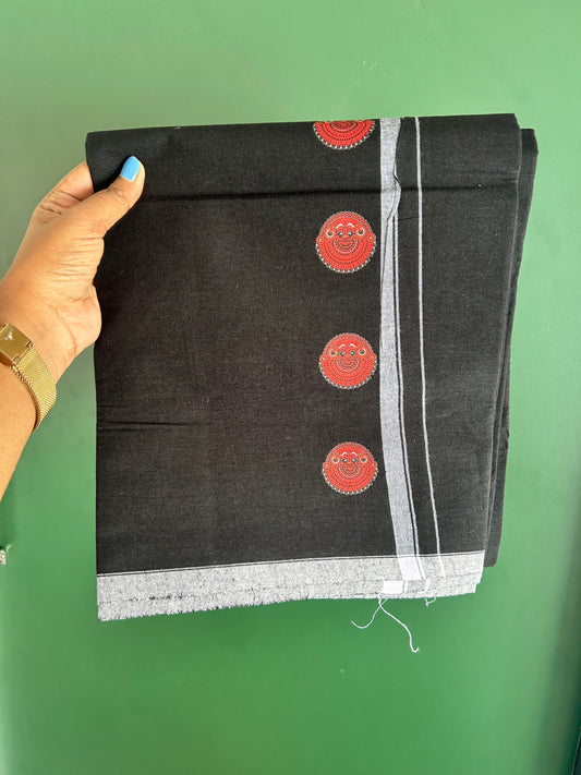 Single Kaily / Lungi- Kaitharikada - Pure Cotton - (40s) - 0.5 inch White Kara Theyyam Printed Design Kara with Black colour Body (2 meter / 4 muzham) - 20 KK8063 GAN