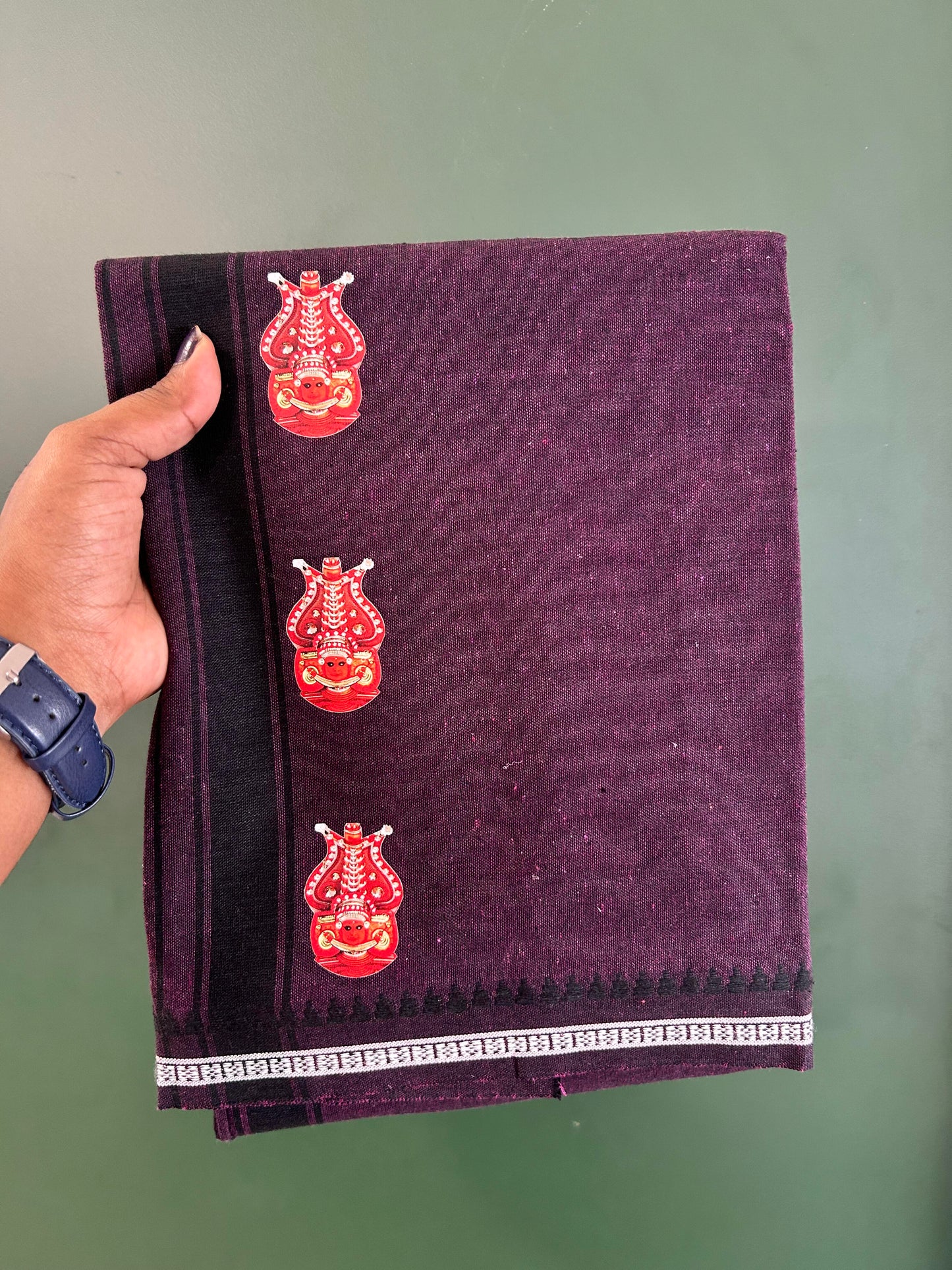 Single Kaily / Lungi - Mixed Cotton - 40s twisted - Theyyam Design Printed Kuppadam 1.75 inch Black Stripes Kara with Dark Wine Colour Body (2 meter / 4 muzham) - 30 KK5423 GAN