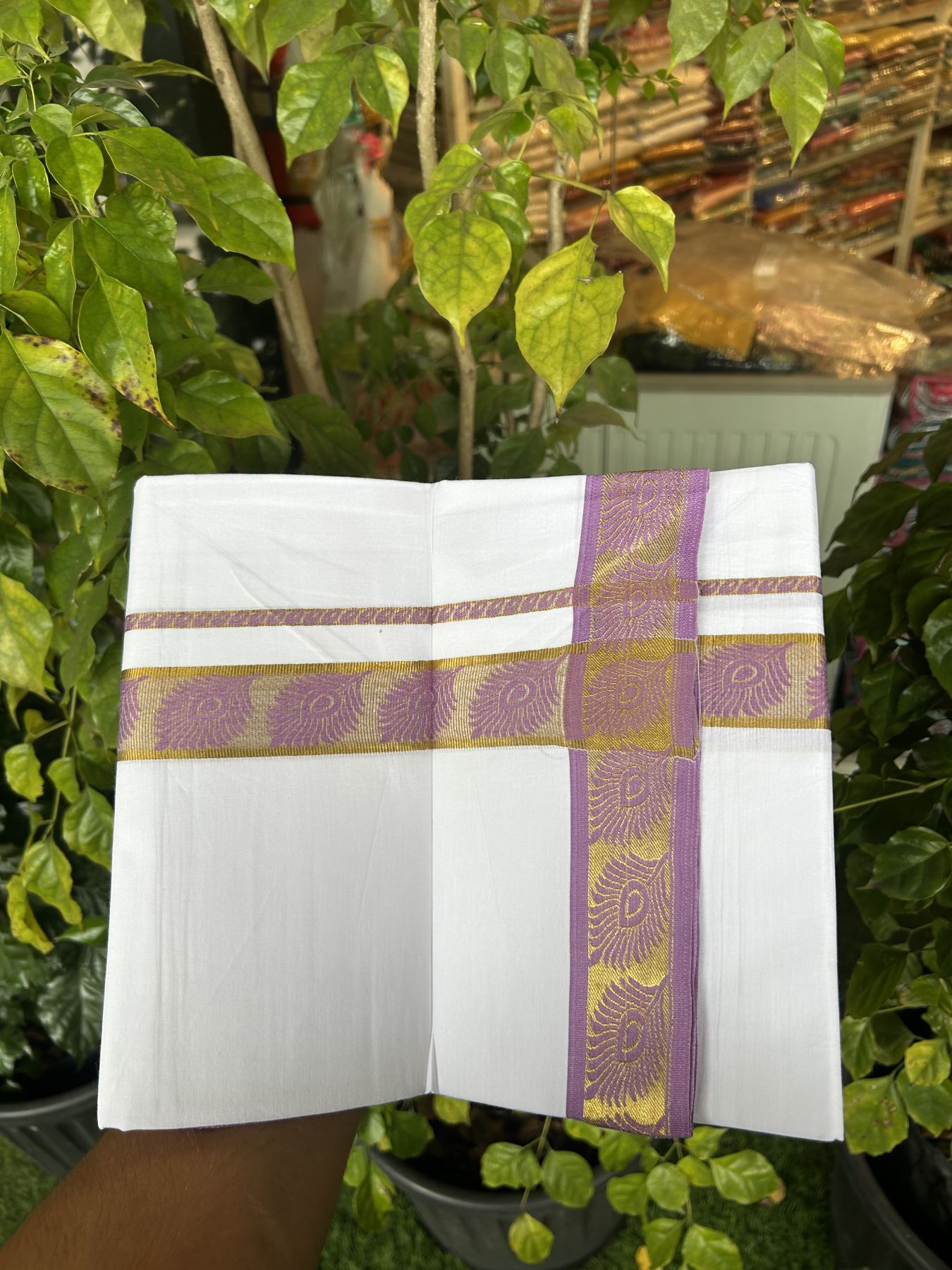 20% Discount ! KaithariKada Balaramapuram 100% Pure Cotton Single Pure White Mundu/Dhoti - 30X70 - 1.25 inch Gold Kasav & Lavender Magenta Peacock Feather Jacquard Design kara 1.90 mtr (4 Muzham) - 8 KK5325 CJT