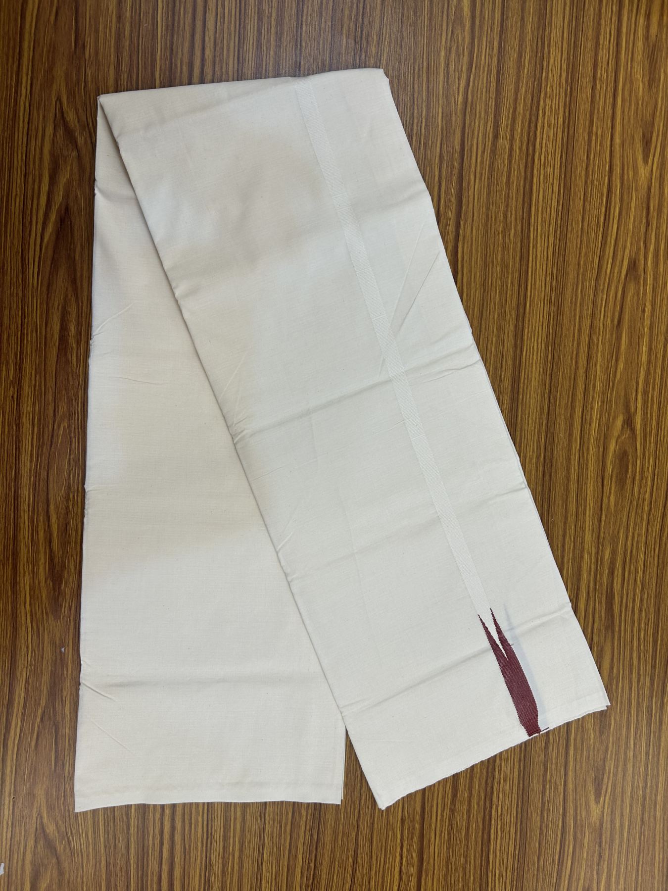 20% Discount ! KaithariKada Balaramapuram 100% Cotton Single Off White (Unbleached) Mundu/Dhoti- Twisted 100s Thread- 0.5 inch Puliyilakkara Brick Brown Chutty Kara  (2 meter / 4 muzham)- 2 KK5324 ASH - Border Stitched