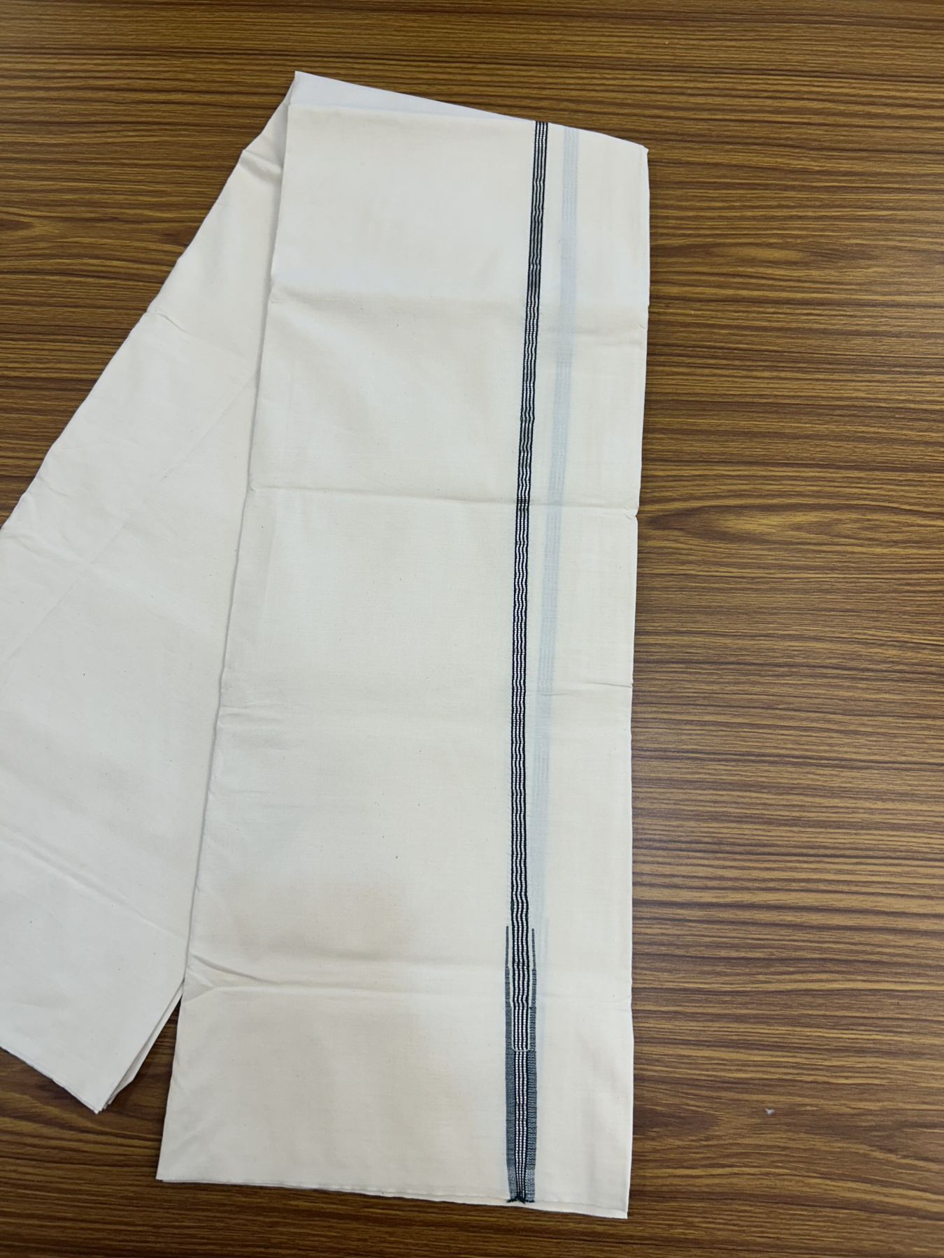 20% Discount ! KaithariKada Balaramapuram 100% Cotton Single Off White (Unbleached) Mundu/Dhoti- Twisted 100s Thread- 0.5 inch Puliyilakkara Silver Kasav & Green Chutty Kara  (2 meter / 4 muzham)- 5 KK5324 ASH - Border Stitched