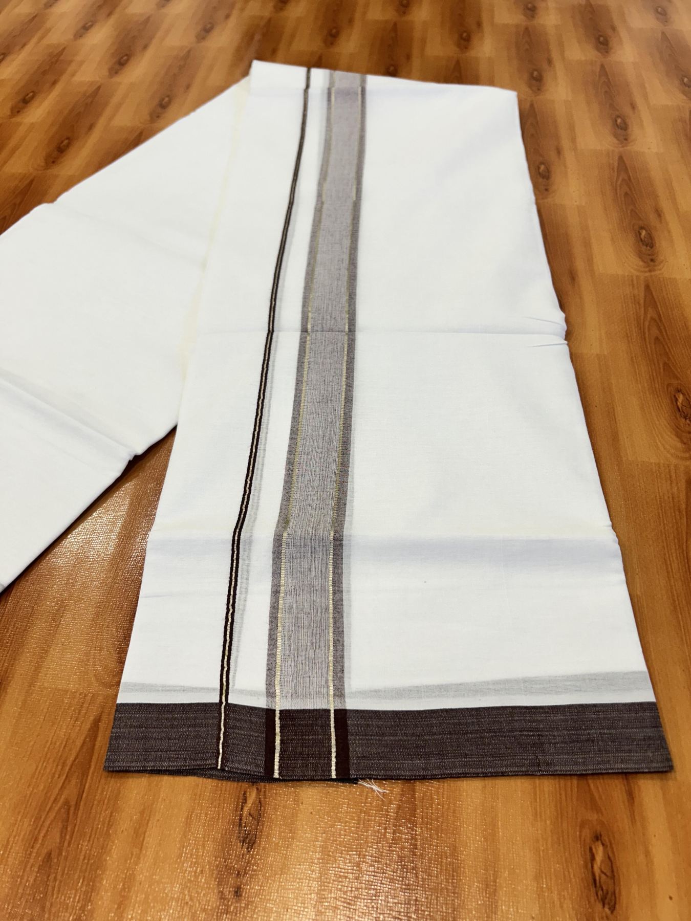 Double Pure White Mundu/Dhoti - 20% Discount !! KaithariKada Balaramapuram 100% Cotton - 60s - 1.5 Inch Brown Shaded Silver Kasav Striped Kara - 3.85 mtr ( 8 muzham) - 11 KK5425 PMC