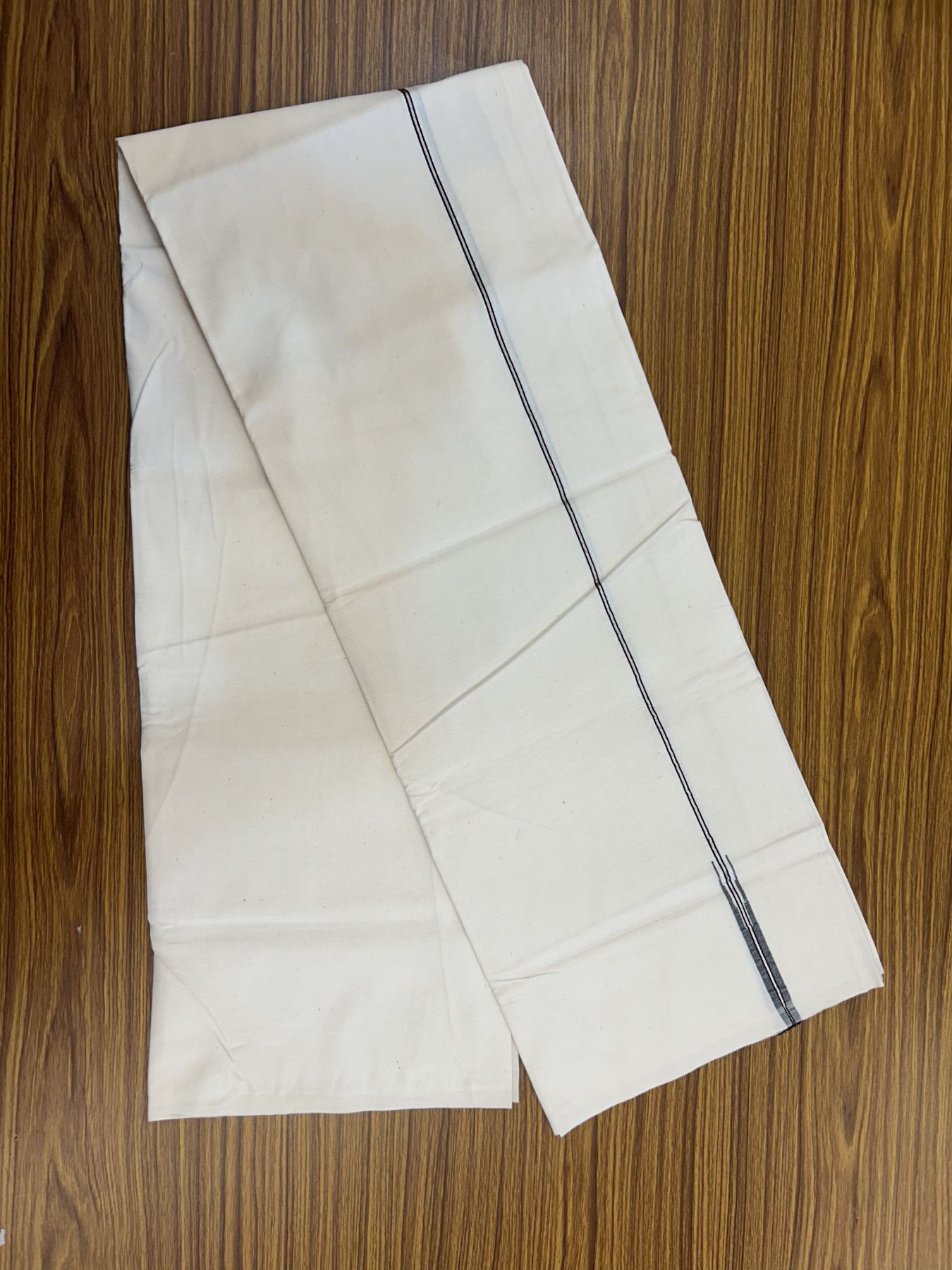 20% Discount ! KaithariKada Balaramapuram 100% Cotton Single Off White (Unbleached) Mundu/Dhoti- Twisted 100s Thread- 1 cm Puliyilakkara Silver Kasav & Black Chutty Kara  (2 meter / 4 muzham)- 7 KK5324 ASH - Border Stitched