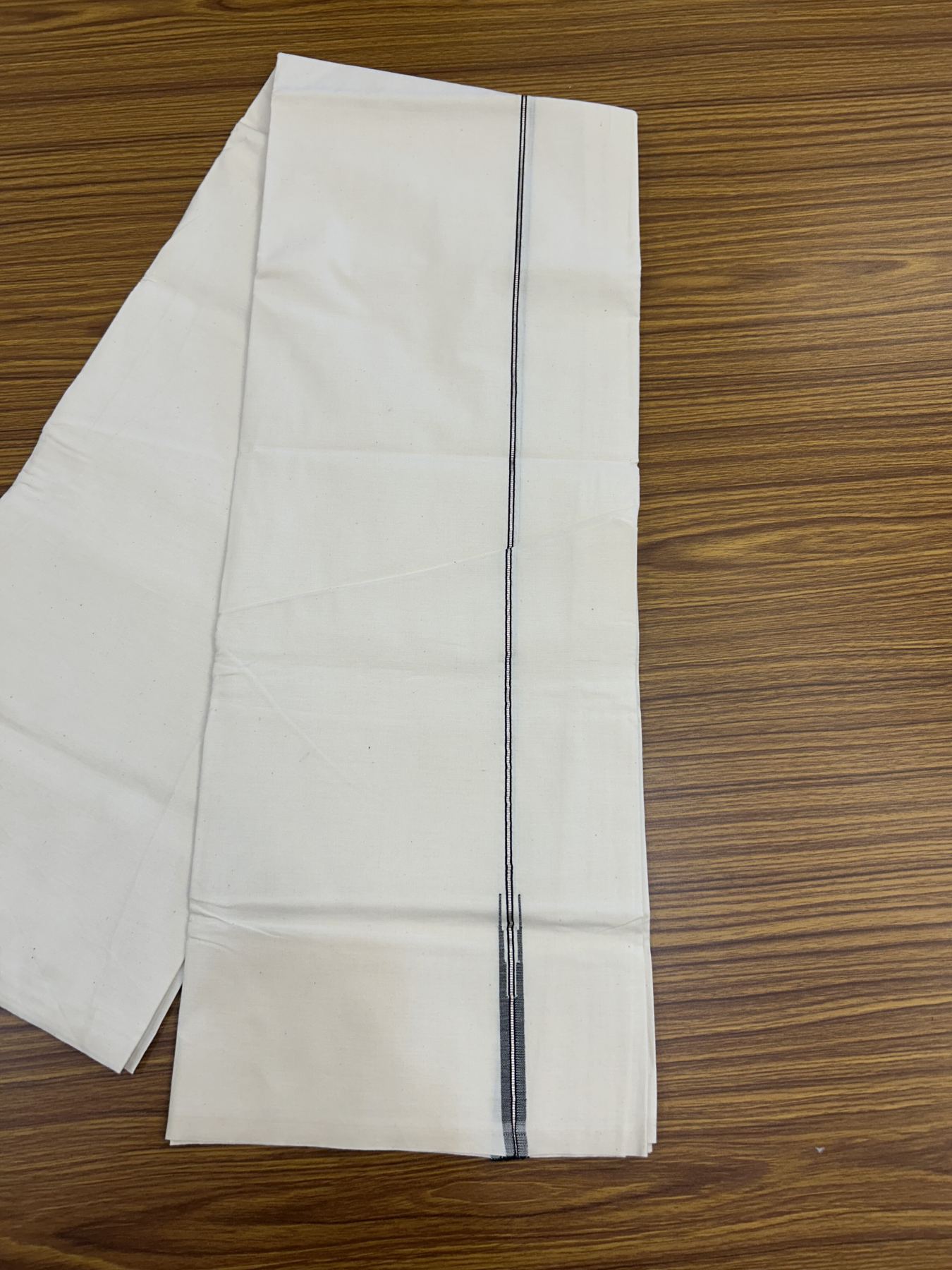 20% Discount ! KaithariKada Balaramapuram 100% Cotton Single Off White (Unbleached) Mundu/Dhoti- Twisted 100s Thread- 1 cm Puliyilakkara Silver Kasav & Black Chutty Kara  (2 meter / 4 muzham)- 7 KK5324 ASH - Border Stitched