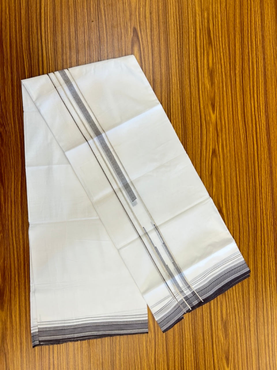 20% Discount ! Kaitharikada Balaramapuram 100% Cotton Pure White Double Mundu/Dothi - 100x80 - 1.25 inch Puliyilakkara Silver Kasav & Brown Striped Chutty Kara  3.90 mtr (8 muzham) - 88 KK5285  VAS