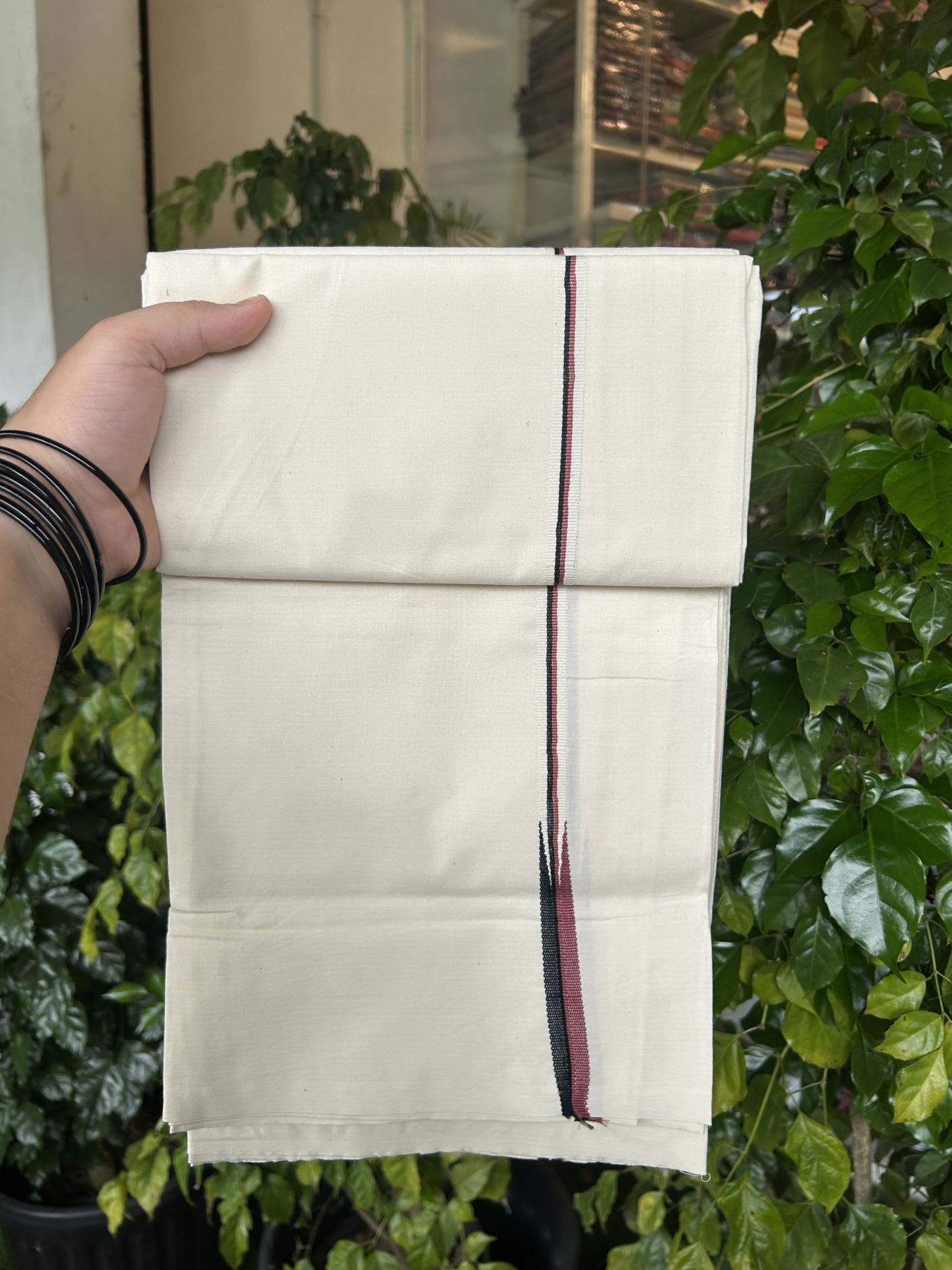 20% Discount ! KaithariKada Balaramapuram 100% Cotton Single Off White (Unbleached) Mundu/Dhoti- Twisted 100s Thread- 0.5 inch Puliyilakkara Black & Light Maroon Chutty Kara  (2 meter / 4 muzham)- 6 KK5324 ASH - Border Stitched