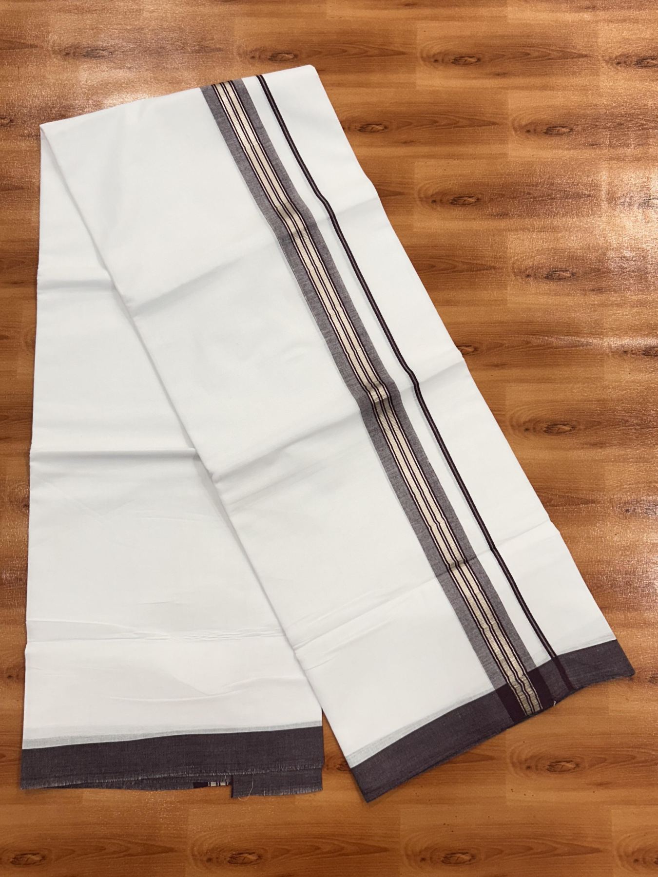 Double Pure White Mundu/Dhoti - 20% Discount !! KaithariKada Balaramapuram 100% Cotton - 60s - 1.5 Inch Plum Wine Shaded Silver Kasav Striped Kara - 3.85 mtr ( 8 muzham) - 25 KK5425 PMC