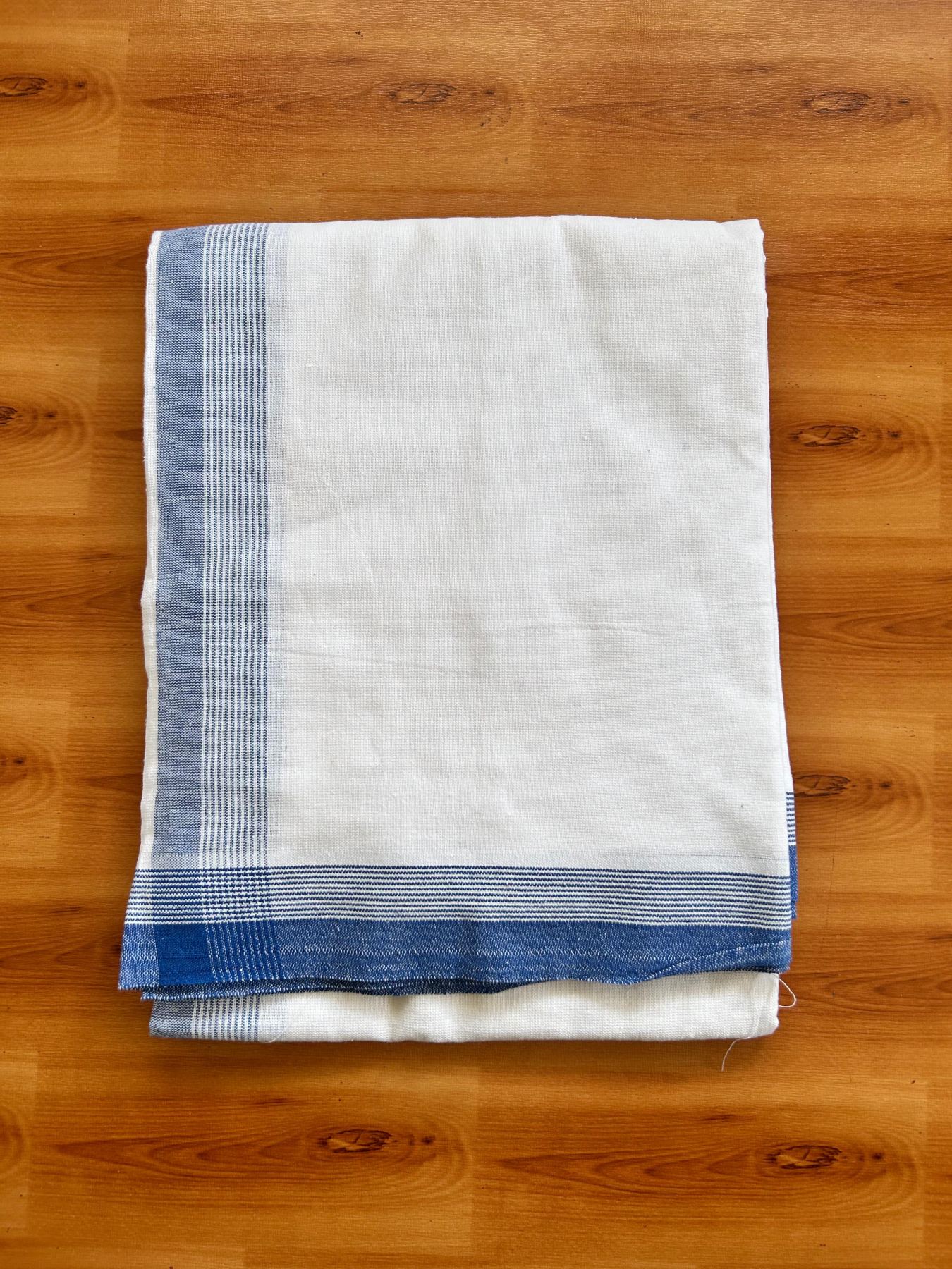 Kaitharikada - Single Kaily / Lungi - Mixed Cotton - 40s twisted - 1.75 inch Blue Stripes kara with White colour body (2 meter / 4 muzham) - 51 KK8075 SAT