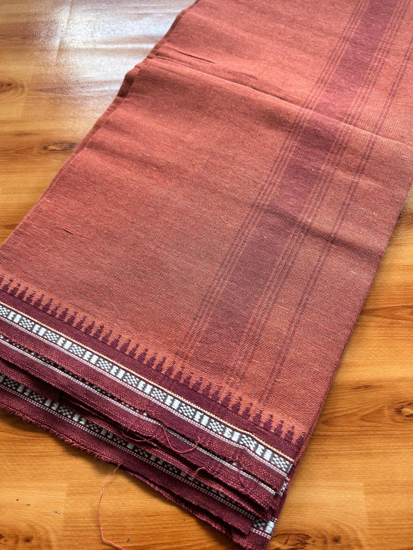 Kaitharikada - Single Kaily / Lungi - Mixed Cotton - 40s twisted - 1.25 inch Maroon Kuppadam kara with Kavi colour body (2 meter / 4 muzham) - 59 KK8075 SAT