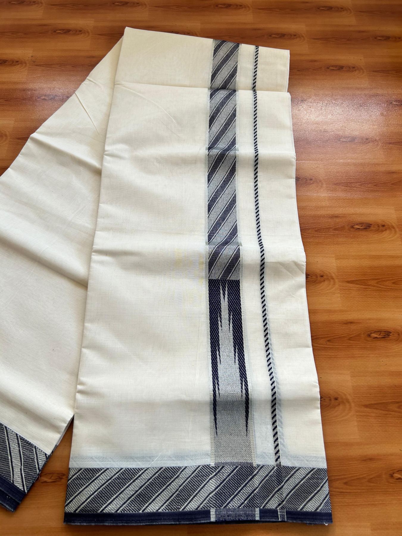 Off White (Unbleached) Double Mundu/Dhoti - 20% Discount ! KaithariKada 100% Pure Cotton - 100x80 - 1.5 inch Silver Kasav & Navy Blue Jacquard Design Chutty kara 4 mtr (8.5 Muzham) - 11 KK5494 PMC